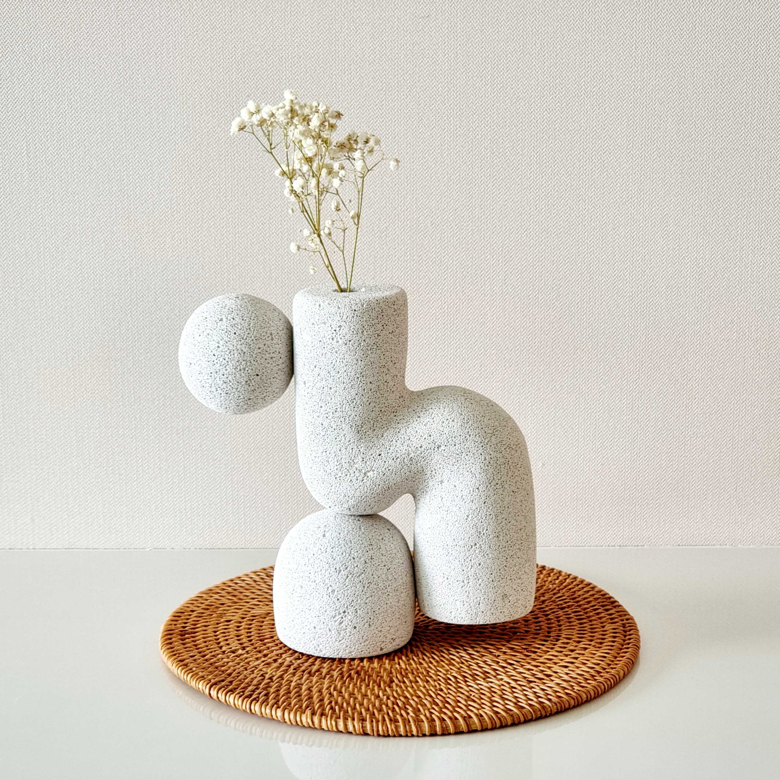 Muan Bao Vase 01: แจกันมวลเบา01