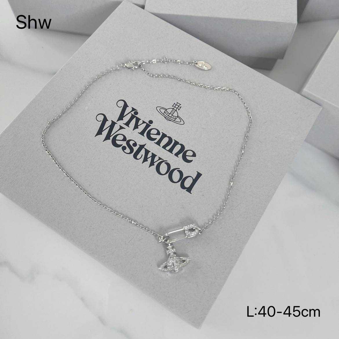 New Vivienne Westwood   necklace Lucrece she  📌(ทักเชทก่อนสั่งซื้อ)​ 
