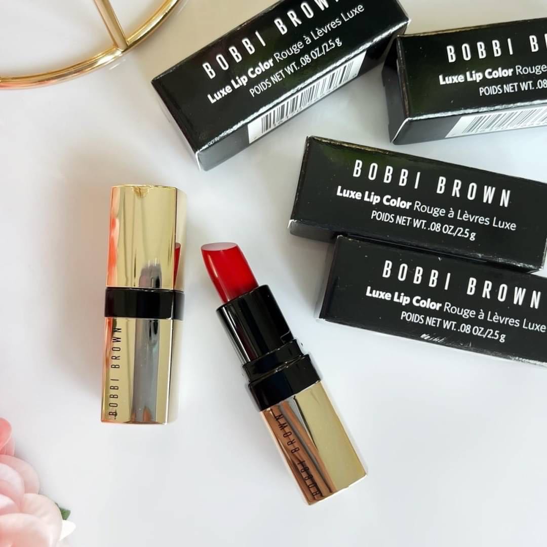 Bobbi Brown Luxe Lip Color 2.5 g  สี 28 - Parisian Red