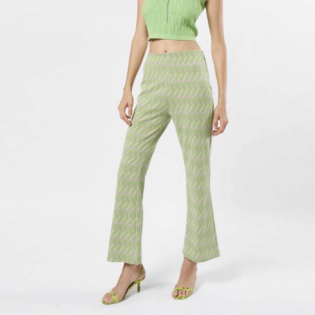 กางเกงทรงแฟลร์ลายจีโอเมตริก | FF Geo Flair Leg Trousers | 06171