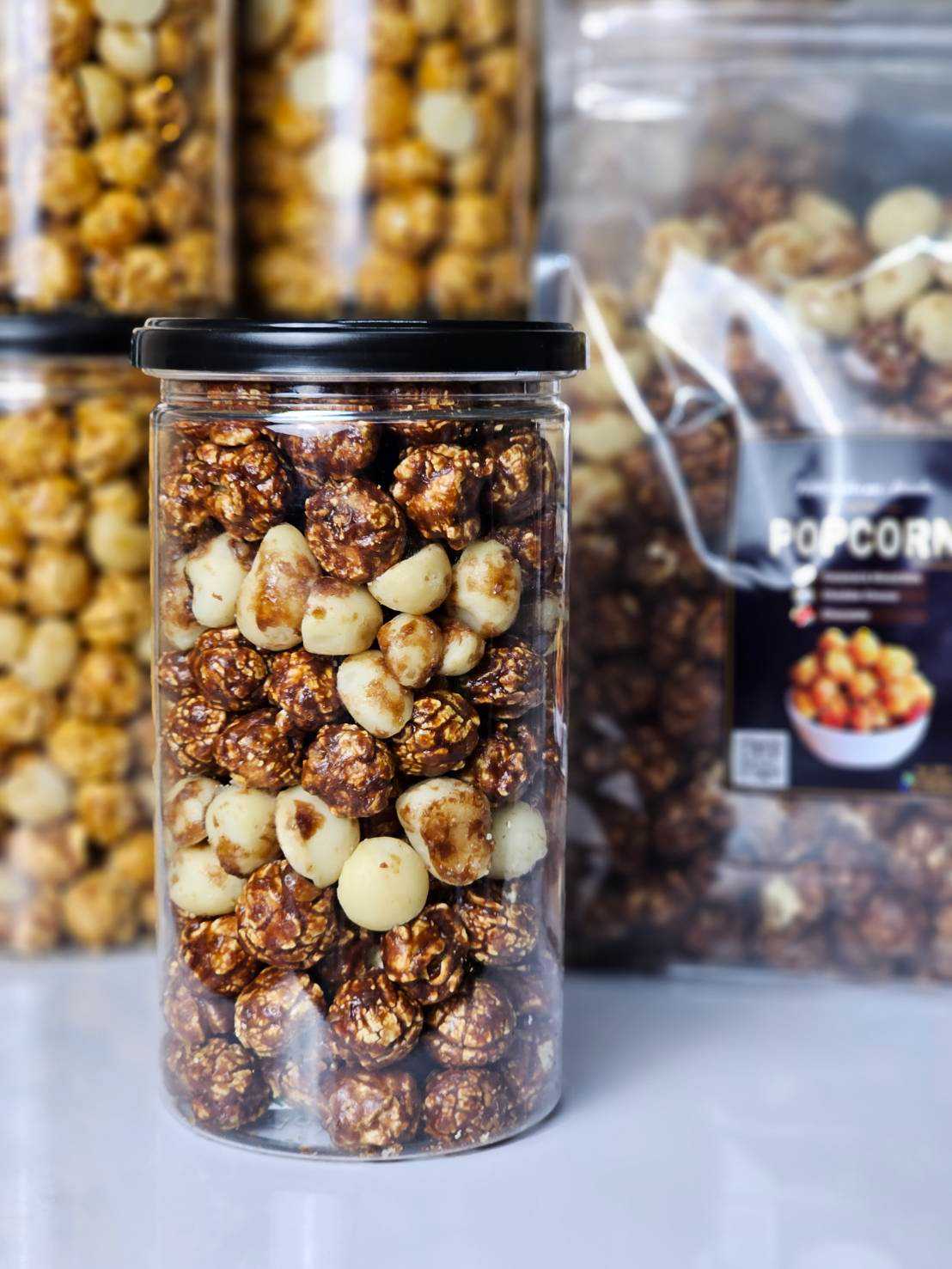 Popcorn Chocolate with MACADAMIA [กระปุก 800ml] ป๊อบคอร์นรสชอคโกแลต ใส่แมคคาเดเมียล้วน