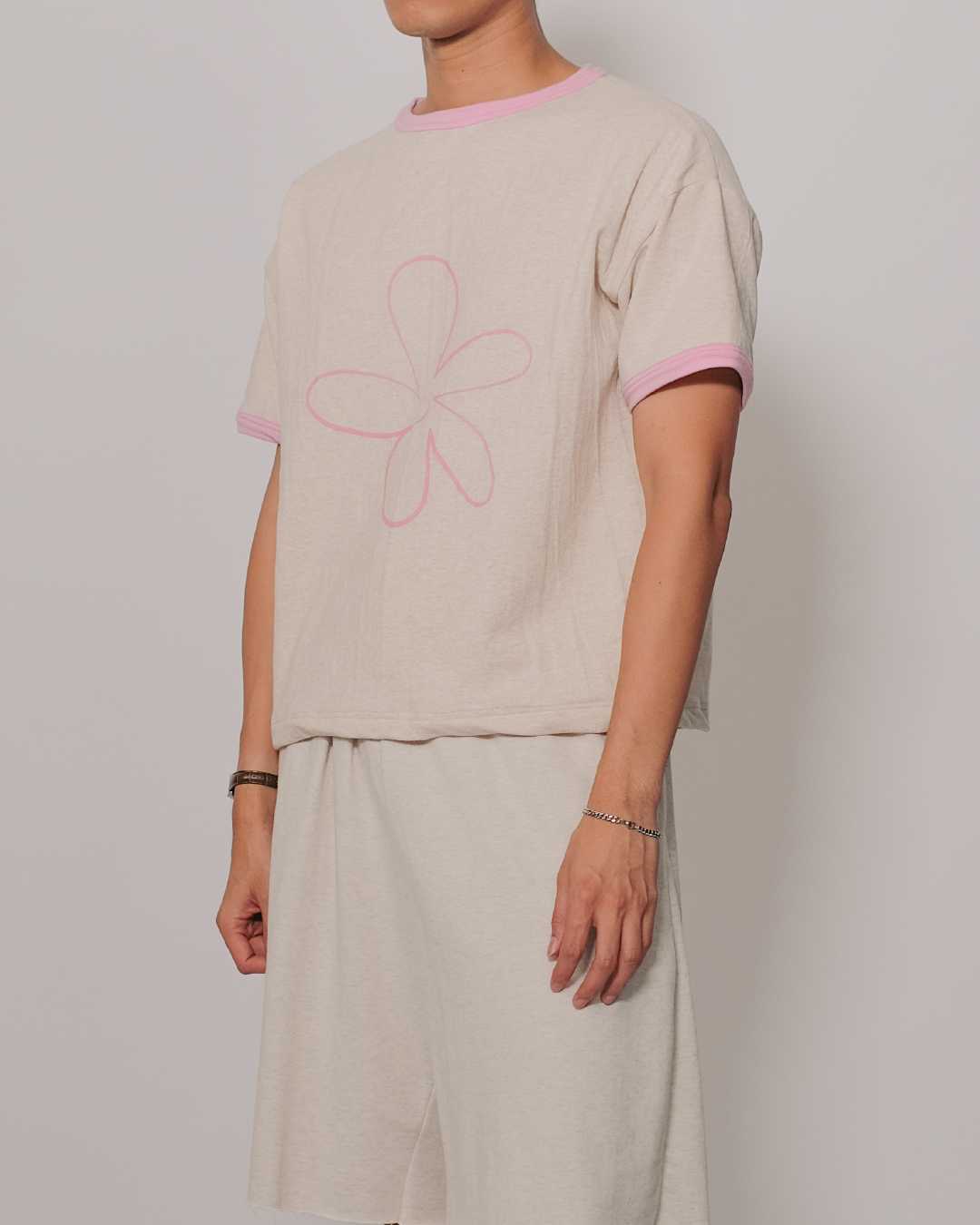 CLUB ✿ 33 Club Wonder Boxy Ringer T in Textured Light Taupe