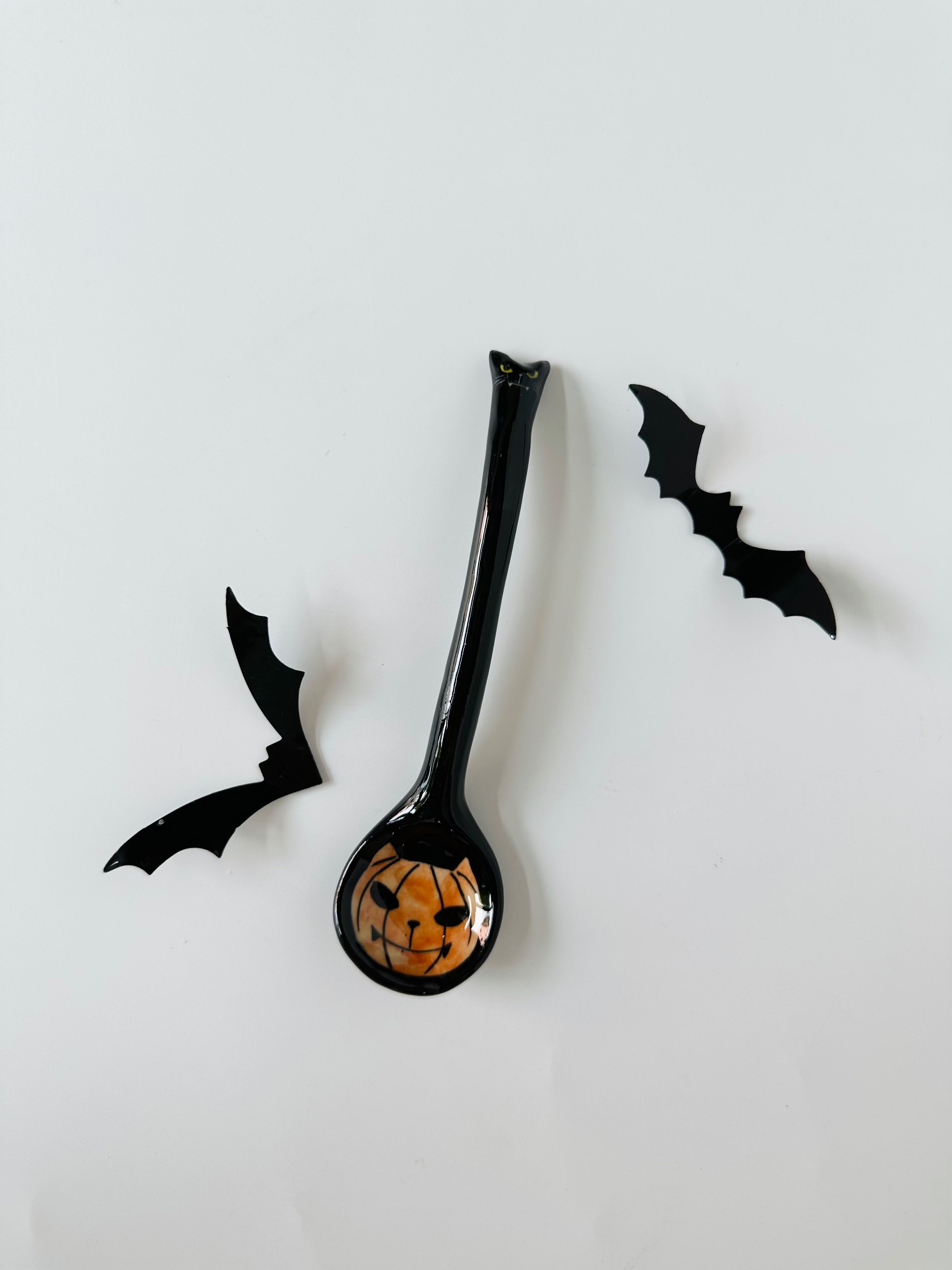 Spoon ช้อน 𝐇𝐚𝐥𝐥𝐨𝐰𝐞𝐞𝐧 🎃👻