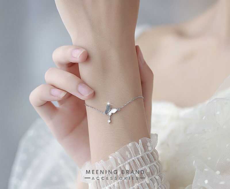 MeeningBrand ❥ สร้อยข้อมือ : BUTTERFLY DIAMOND