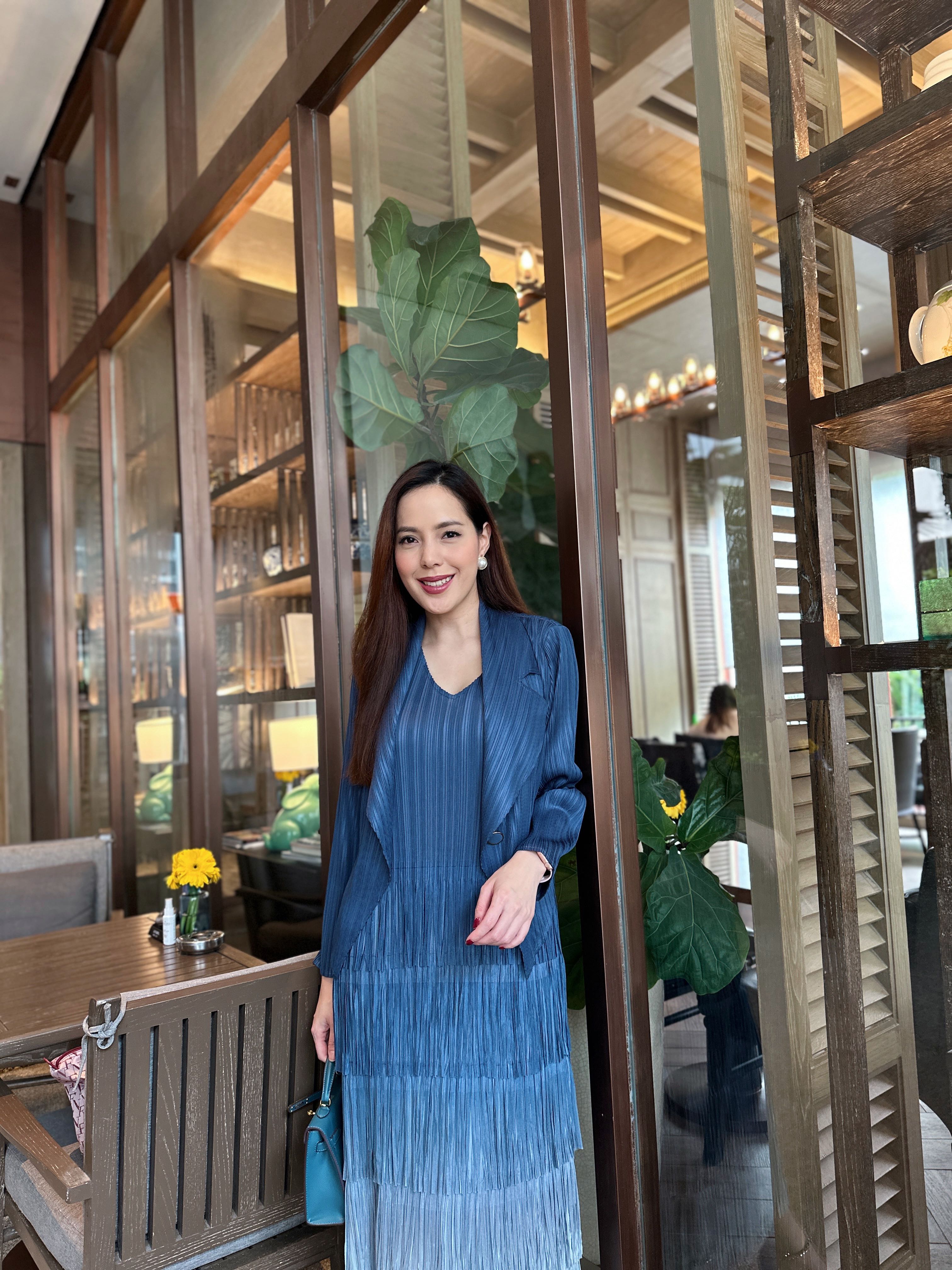 Christina Pleated  🏷️ Blue color 🏷️ 