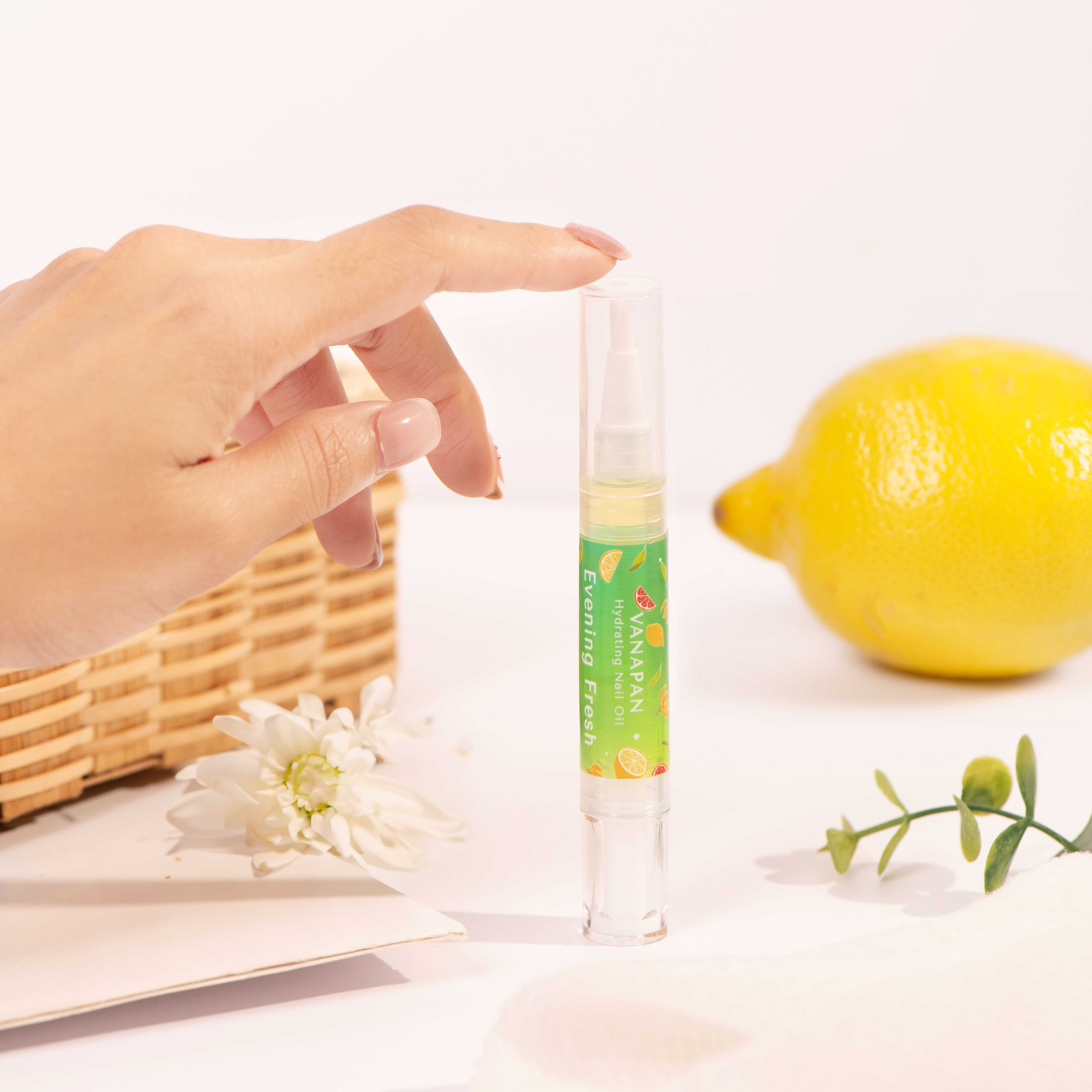 Nail oil ขนาด 4 ml กลิ่น Evening Fresh