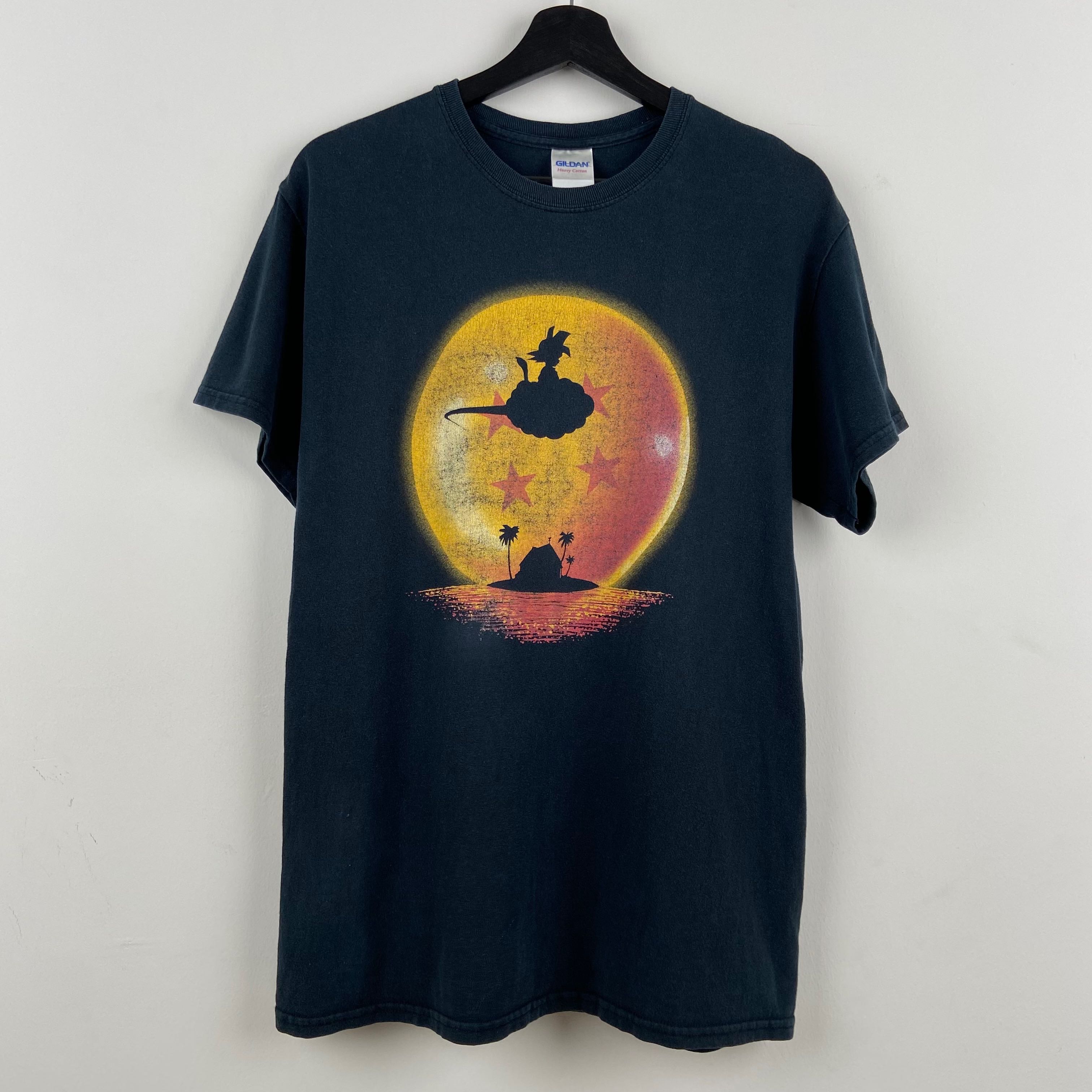 Dragon ball  size M(19.5/28.5)