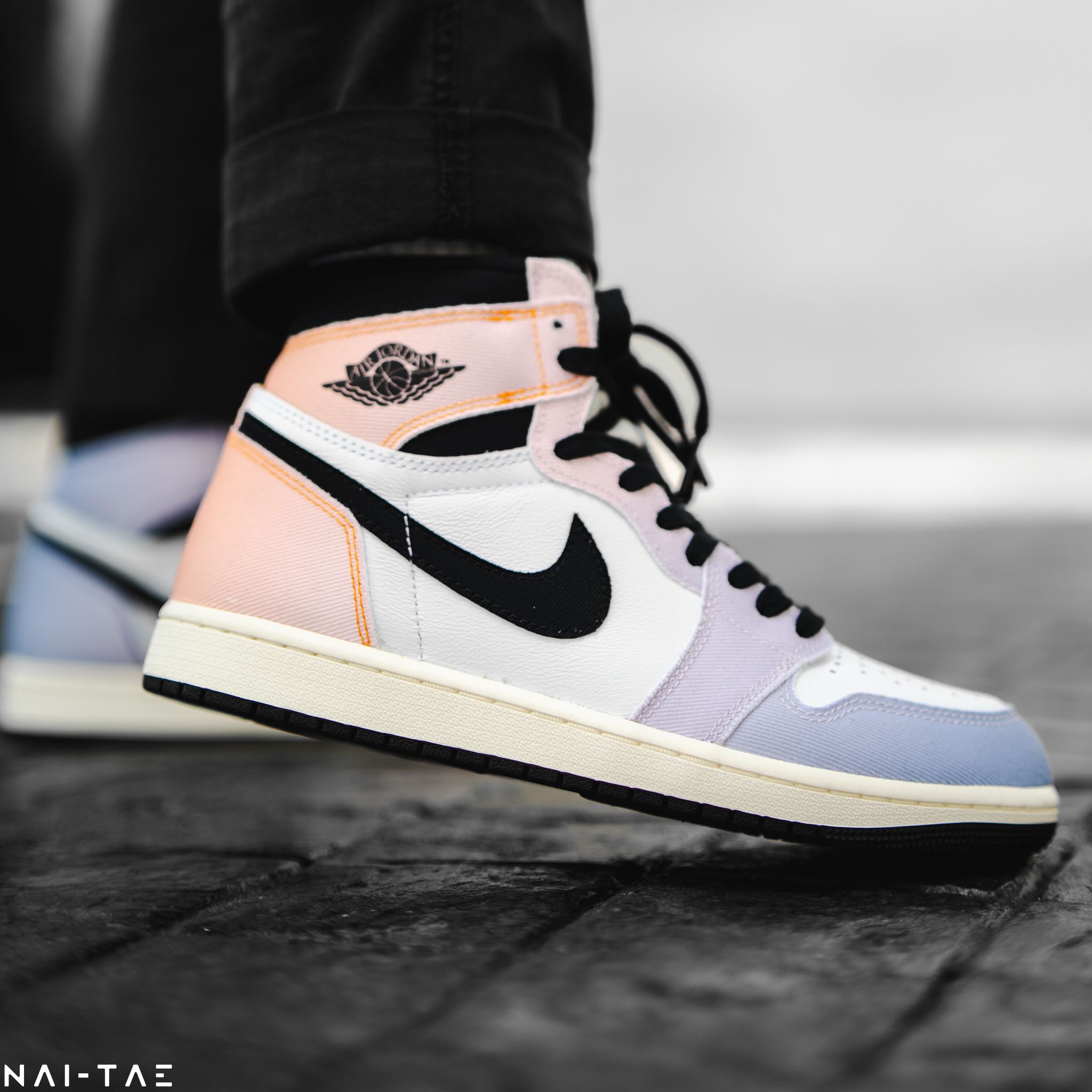 AIR JORDAN 1 RETRO HI OG CRAFT