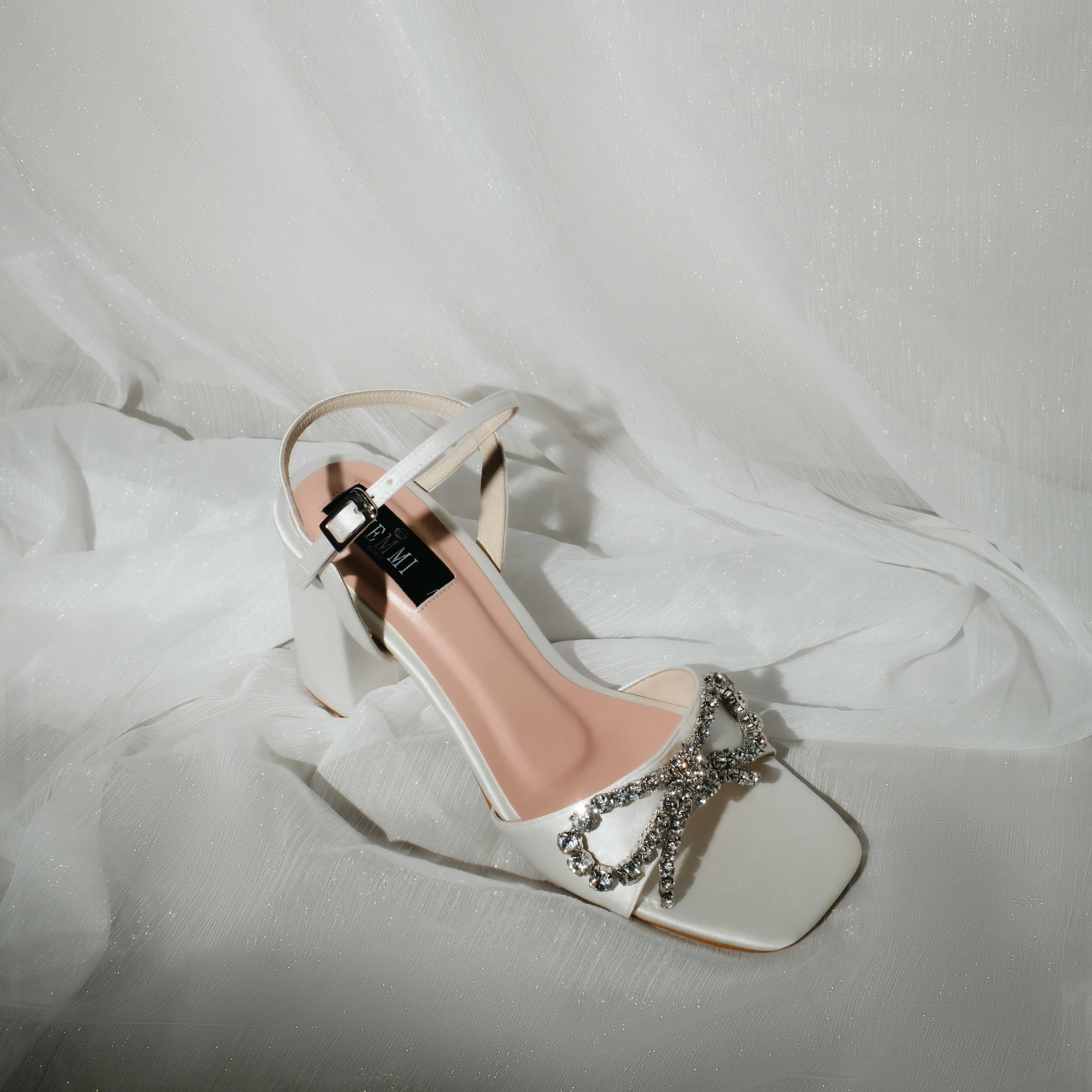 KELLYBEAU WHITE HIGH HEELS 3 INCHES (KL3B)