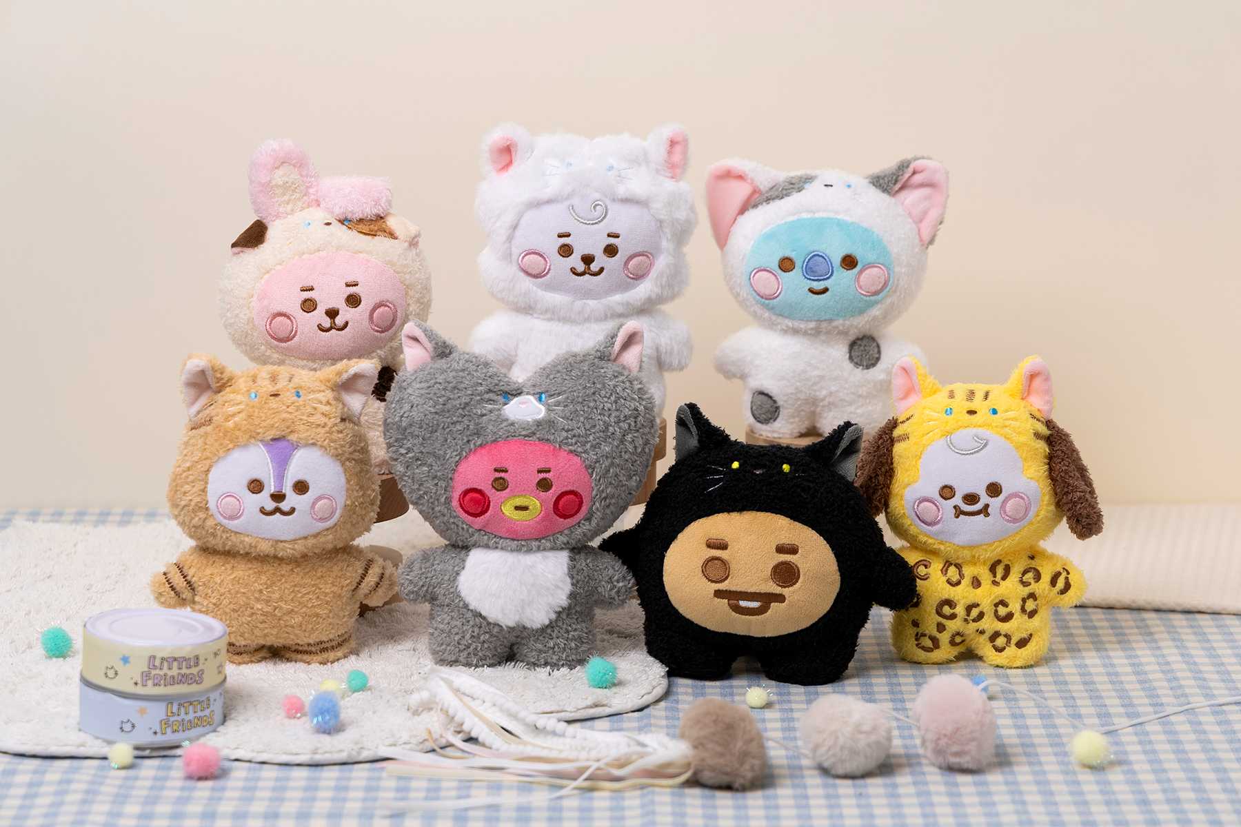 [BT21] Baby cat stuffed toy S size (Little Friends)