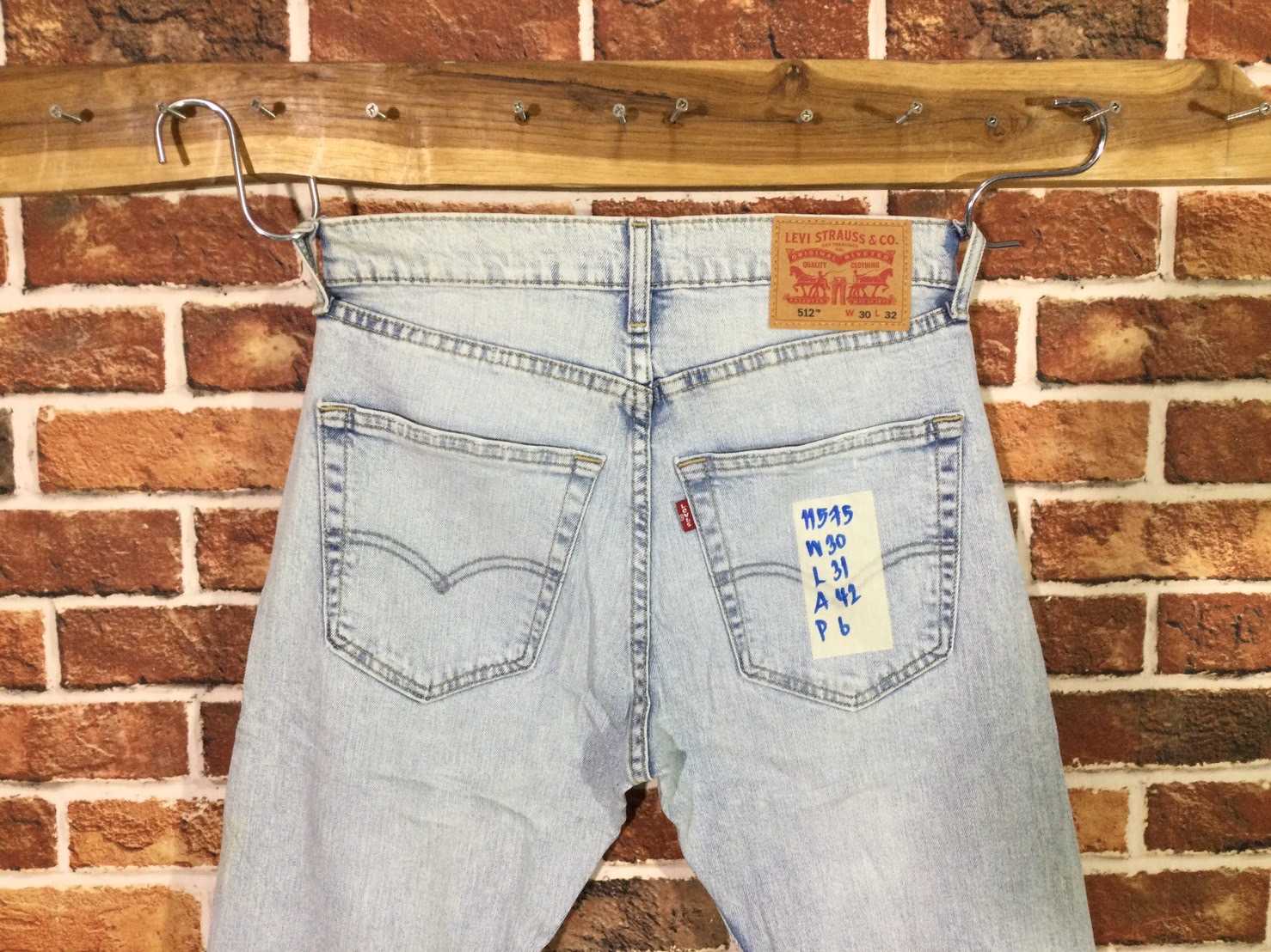 รหัส11575 Levi's512(ตรงป้าย) (ผ้ายืด) (DS)(ขาเดิม)  Made in Pakistan  เลขกระดุมลาง วัดจริง เอว30