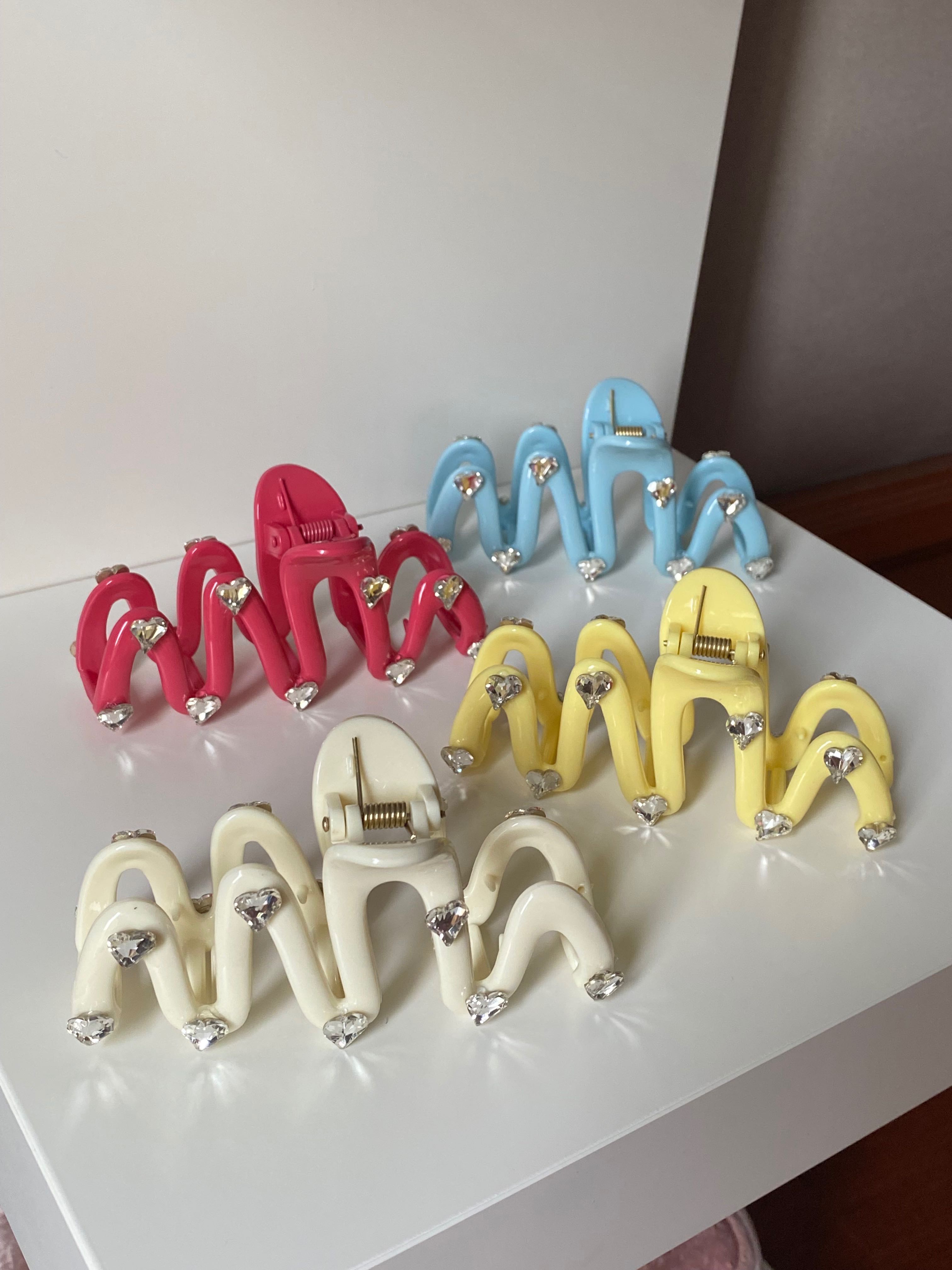 Noodles hair clips💛🩵🩷🤍