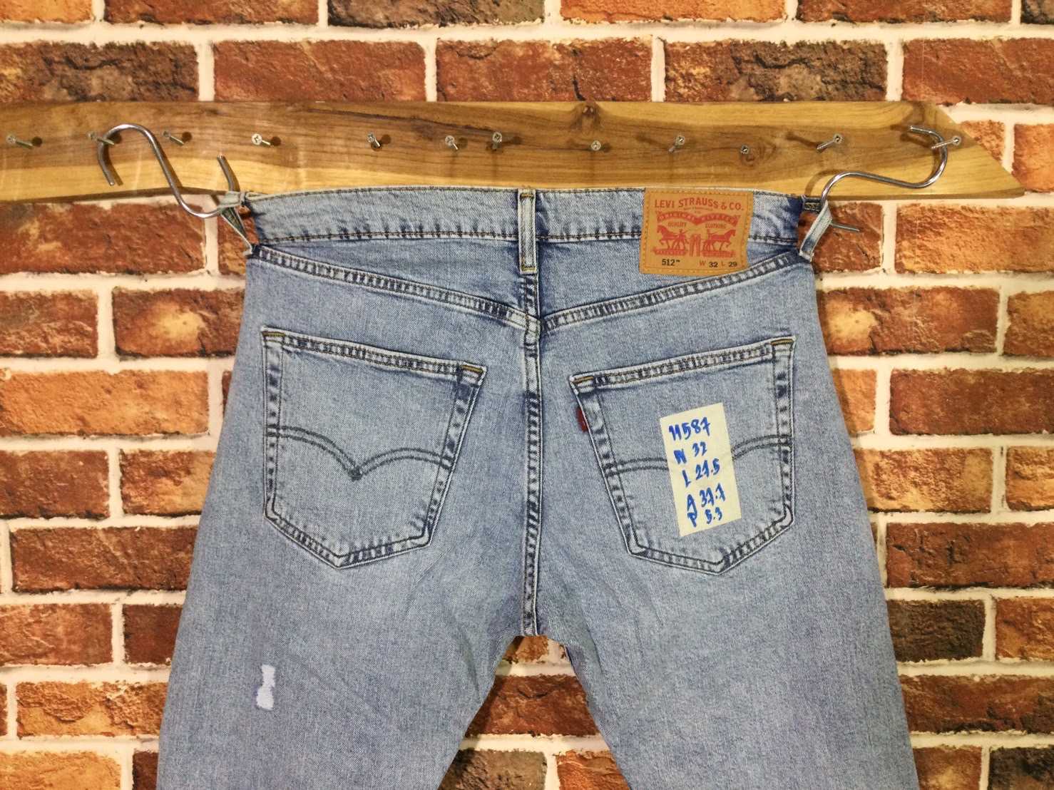 รหัส11587 Levi's512R(ตรงป้าย)  (ผ้ายืด) (DS)  Made in Pakistan  เลขกระดุมลาง วัดจริง เอว32