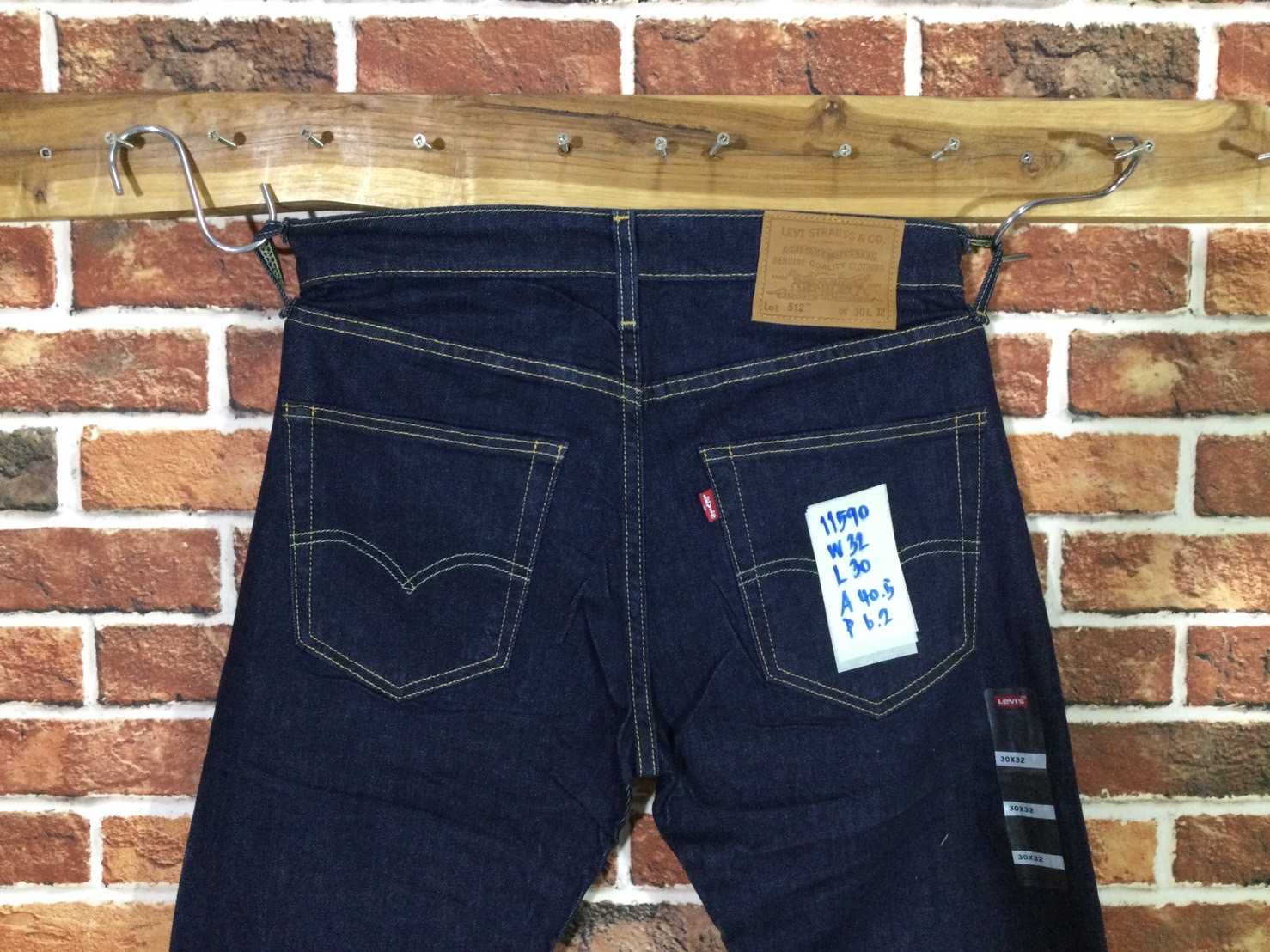 รหัส11590 Levi's512 (ผ้ายืด)(Levi'sPremium)(BigE)(DS)  Made in Pakistan  กระดุมลาง วัดจริง เอว32