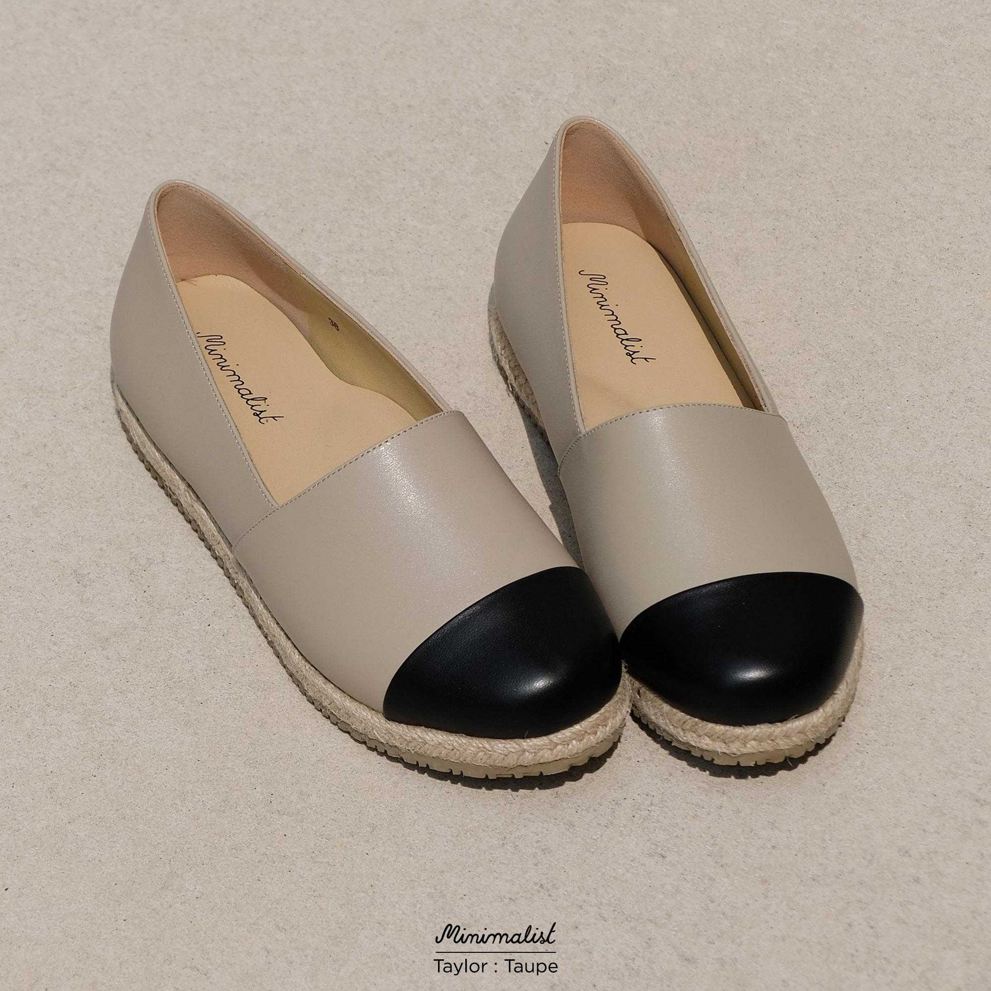 Taylor in taupe
