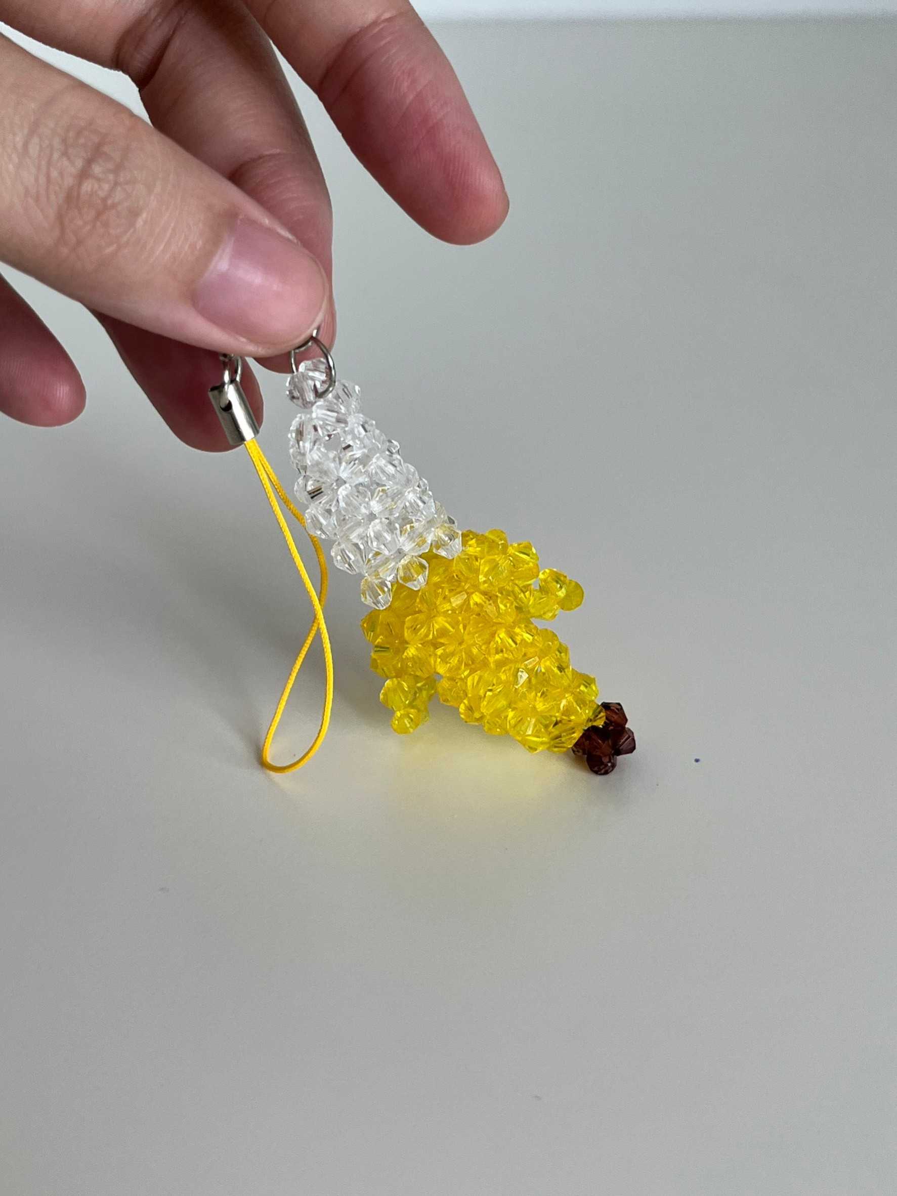 (ondk) Keychain - Peeled Banana