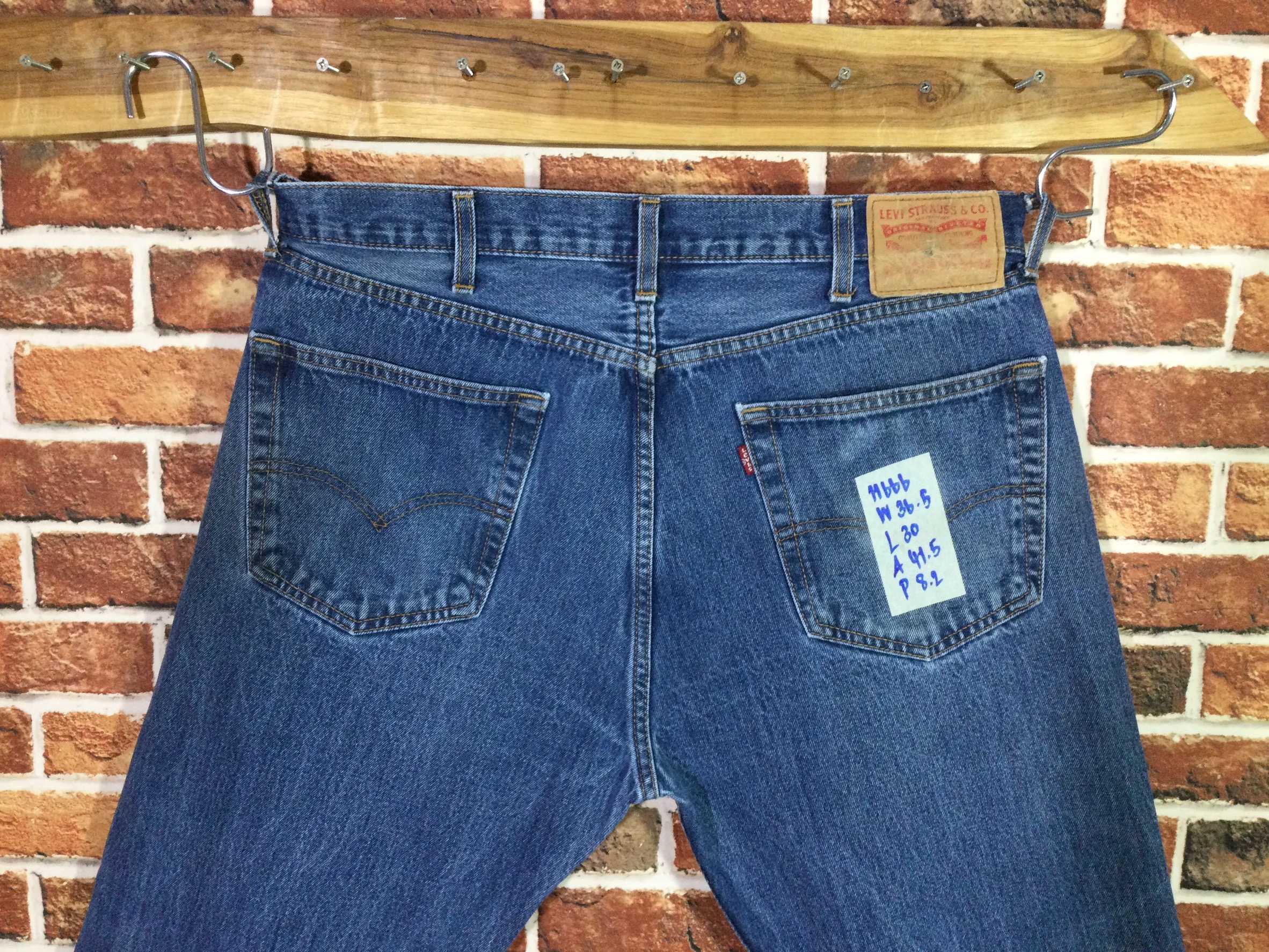 รหัส11666 Levi's505  Made in Bangldesh เลขกระดุม3937 วัดจริง เอว36.5
