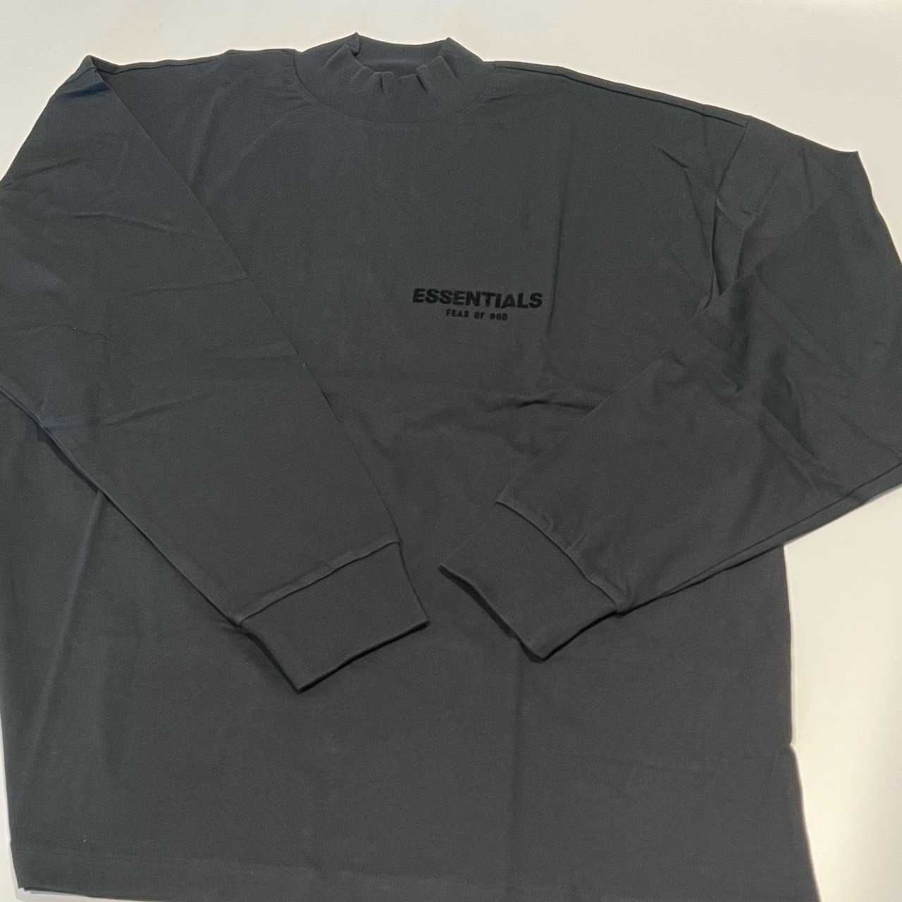 เสื้อ​ ESSENTIALS Sweater   Stretch Limo