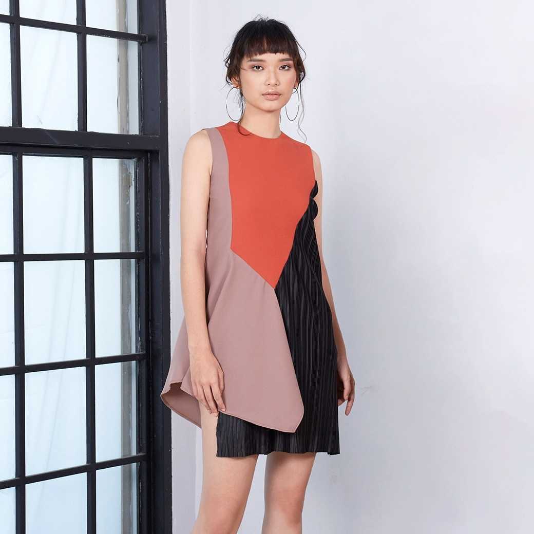 เดรสสั้น - Mila PF18 L03