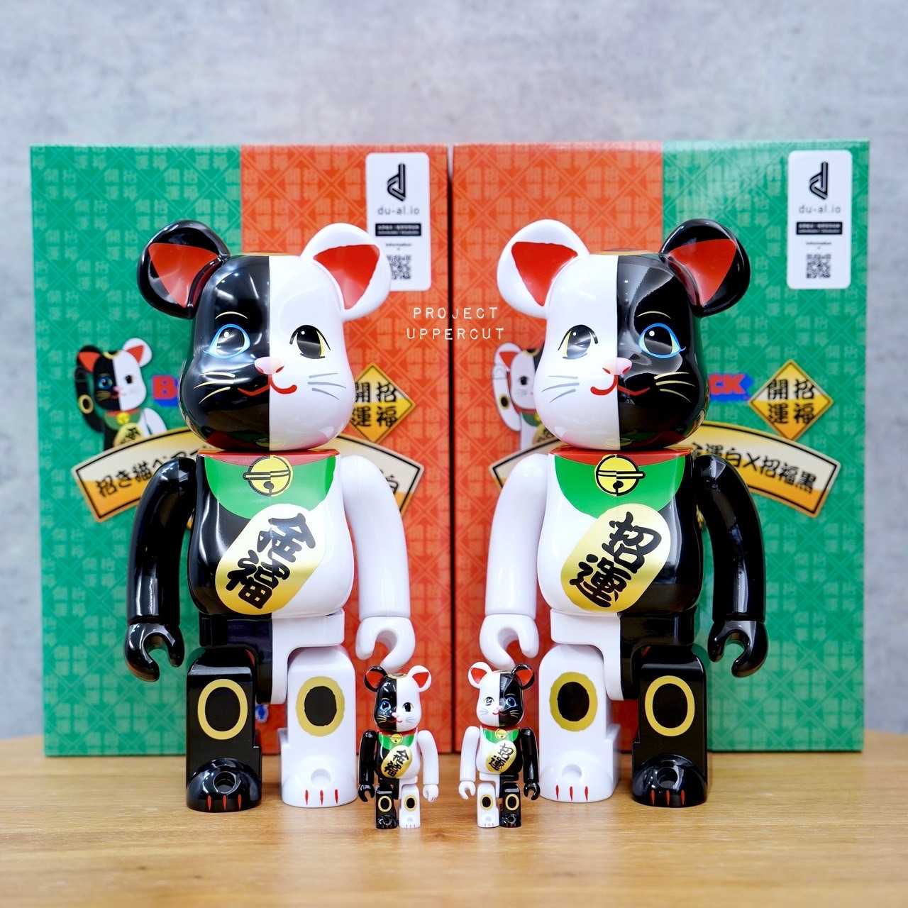 BE@RBRICK 400%+100% MANEKI NEKO - Black x White & White x Black (Set) [New]