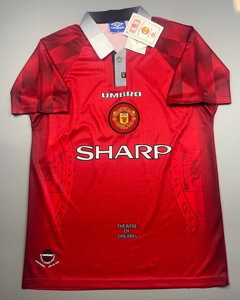 เสื้อย้อนยุค เเมนยู เกรดเเฟนบอล