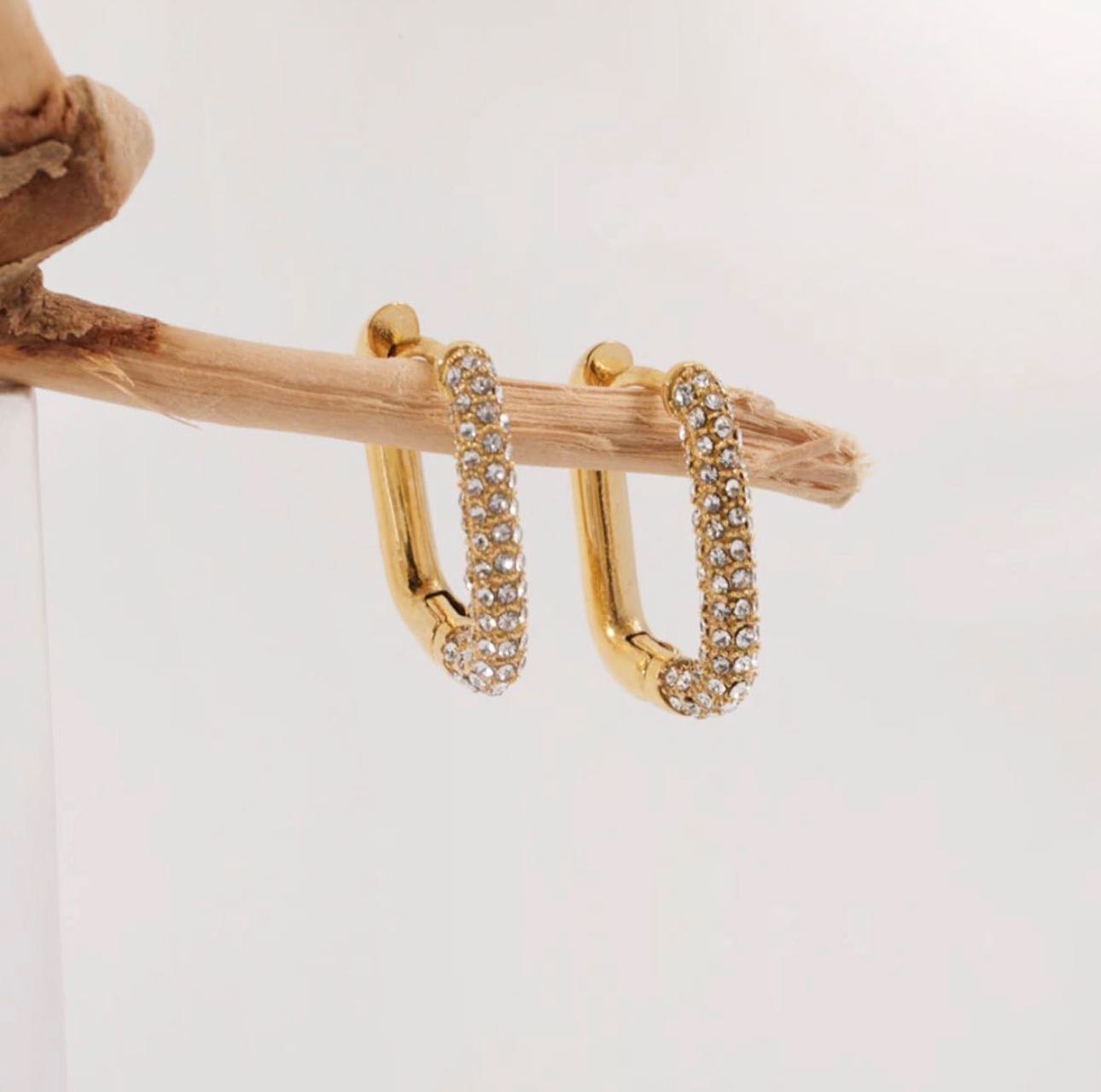 “AMANDA” hoop earrings - size 1.6 cm.
