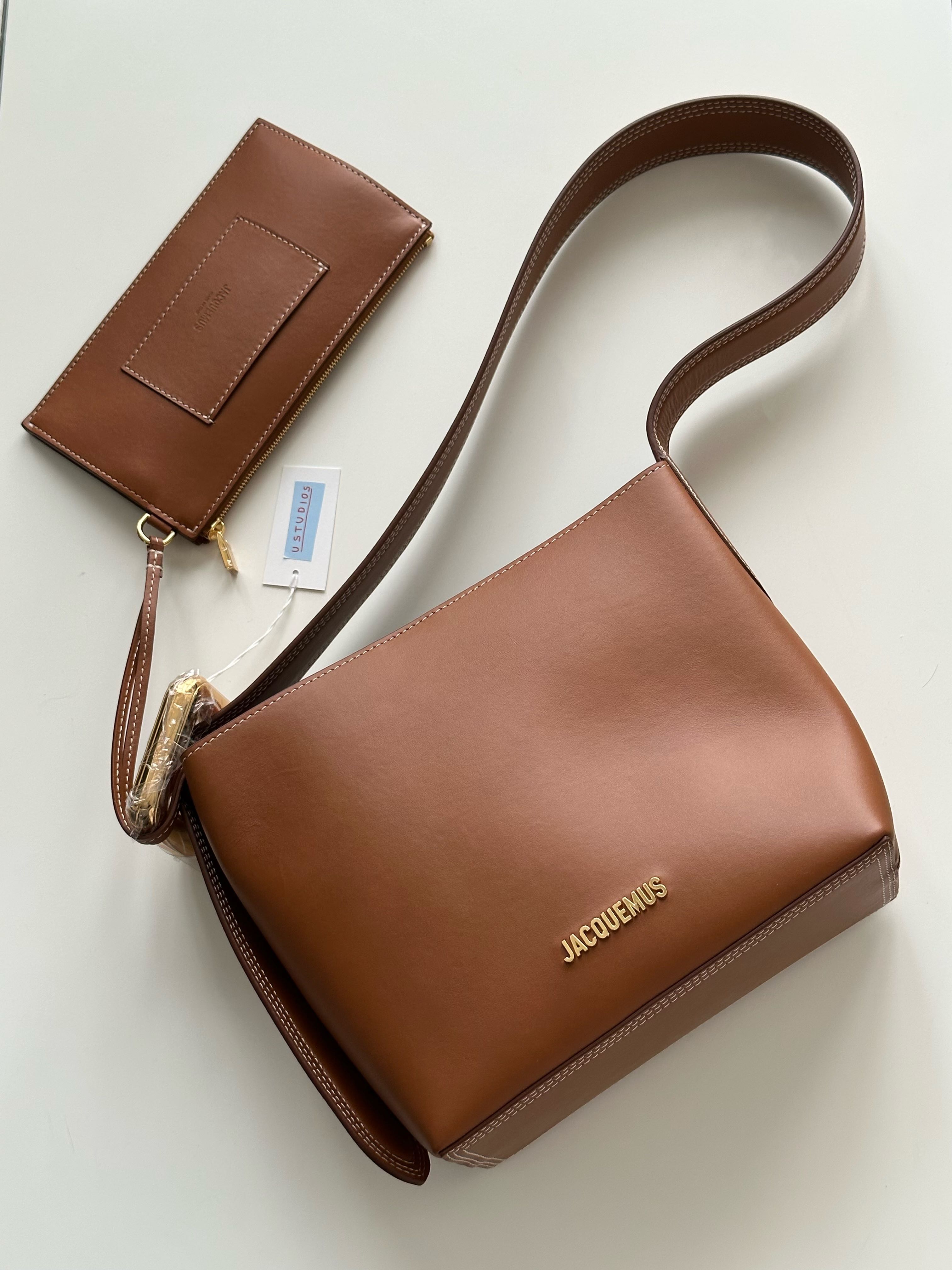 Jacquemus Le Petit Regalo