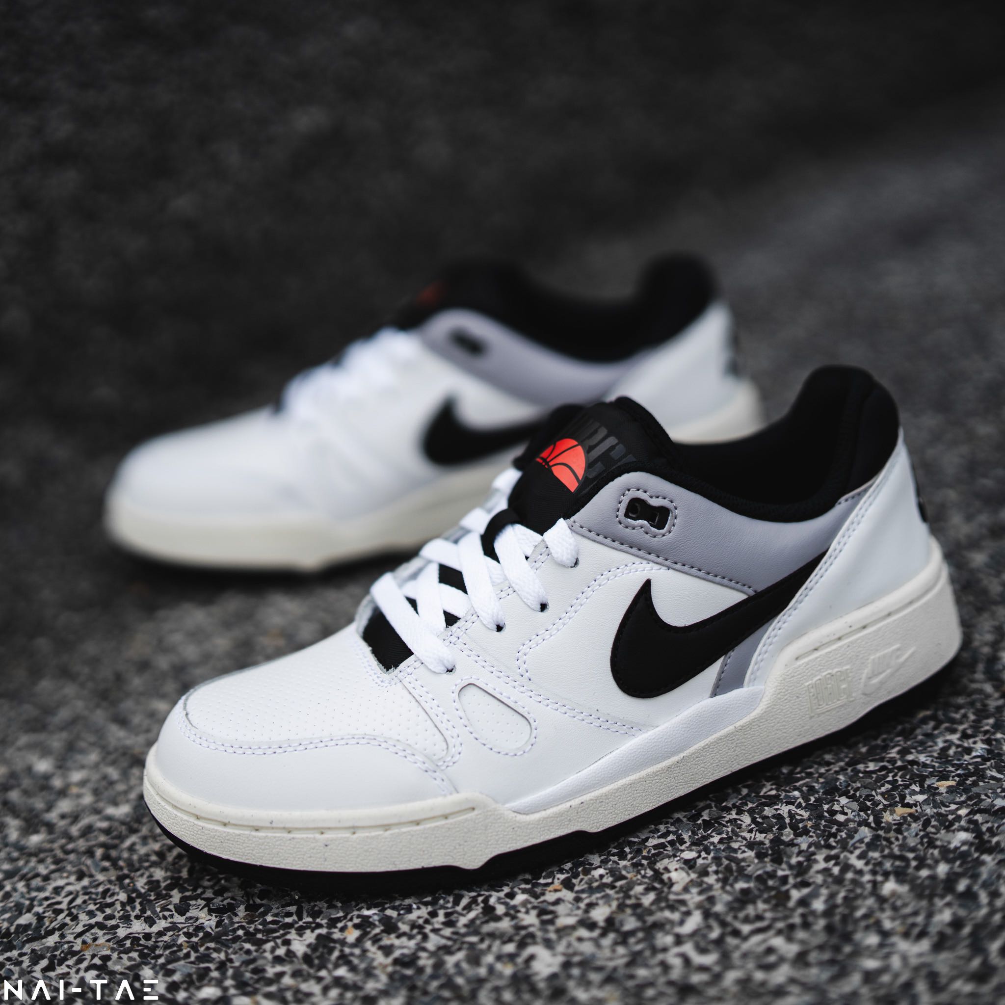NIKE FULL FORCE LOW
