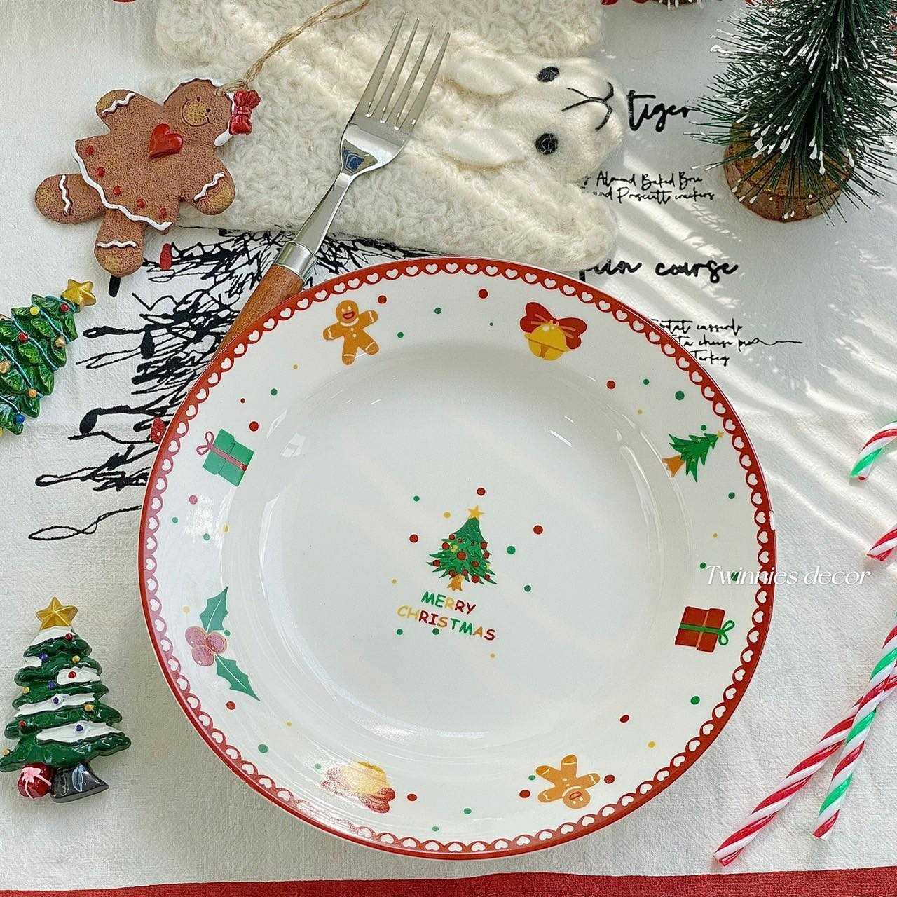 จาน Love Christmas 🦌🎅🏻& จาน Merry X'mas สีเขียว🎄💚 Twinnies Decor
