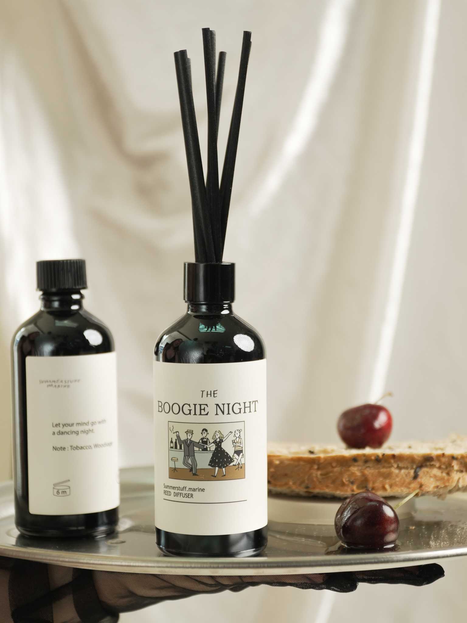 Summerstuff.marine - REED DIFFUSER กลิ่น THE BOOGIE NIGHT (100 ml) - ก้านไม้หอมปรับอากาศ