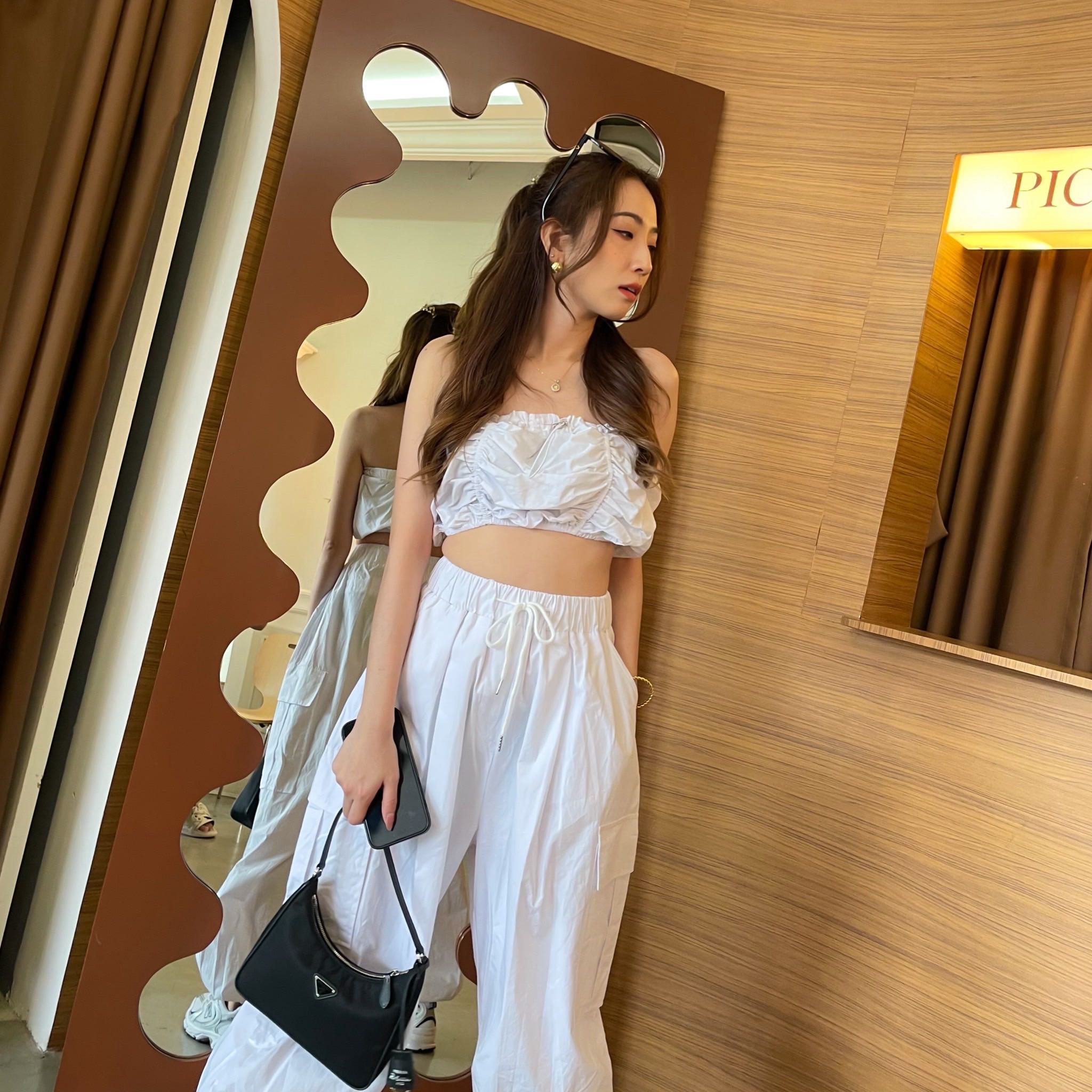 Rose set - เซตเสื้อเกาะอกกางเกงขายาว