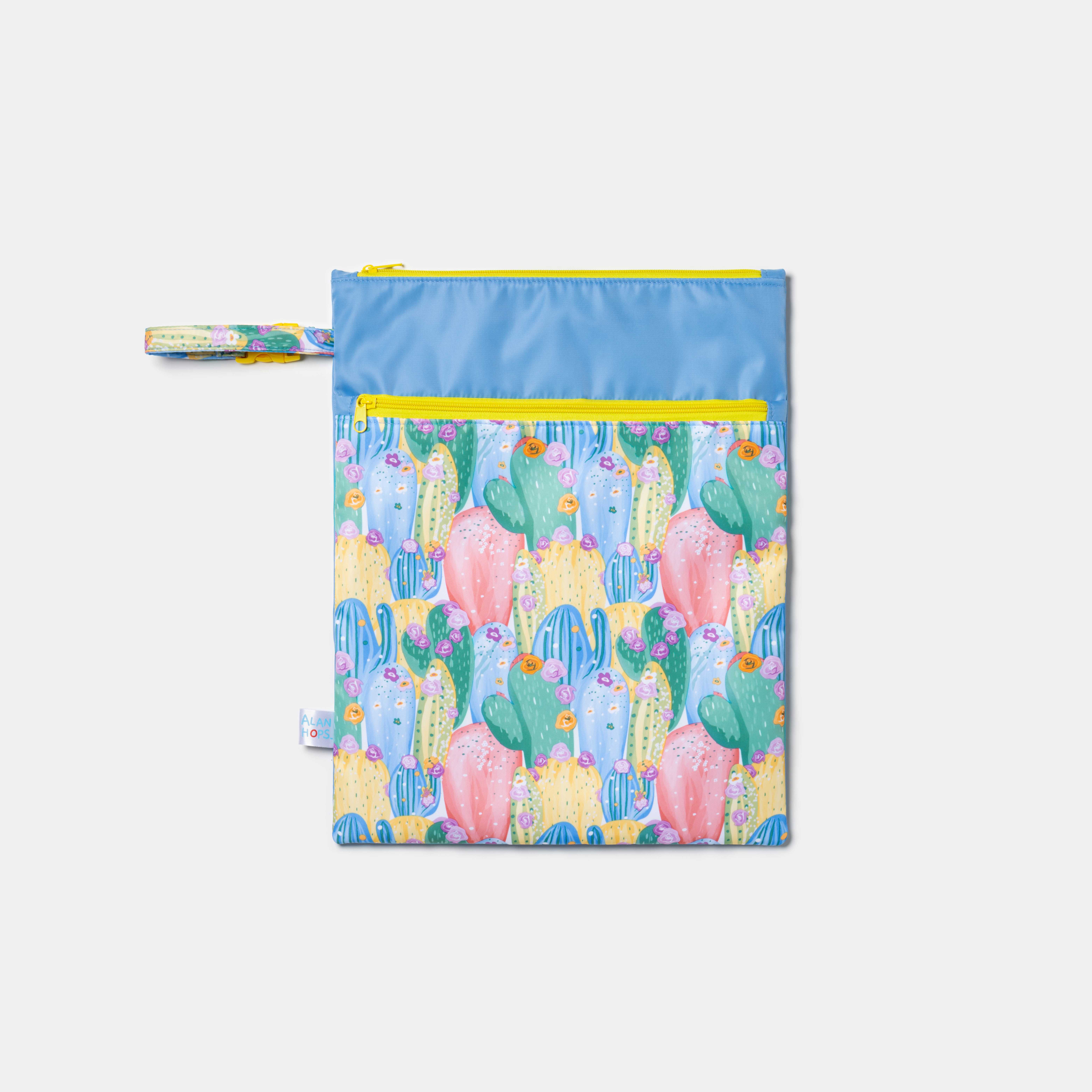 กระเป๋า รุ่น Wet/Dry Bag (Soft) ลาย Cactus