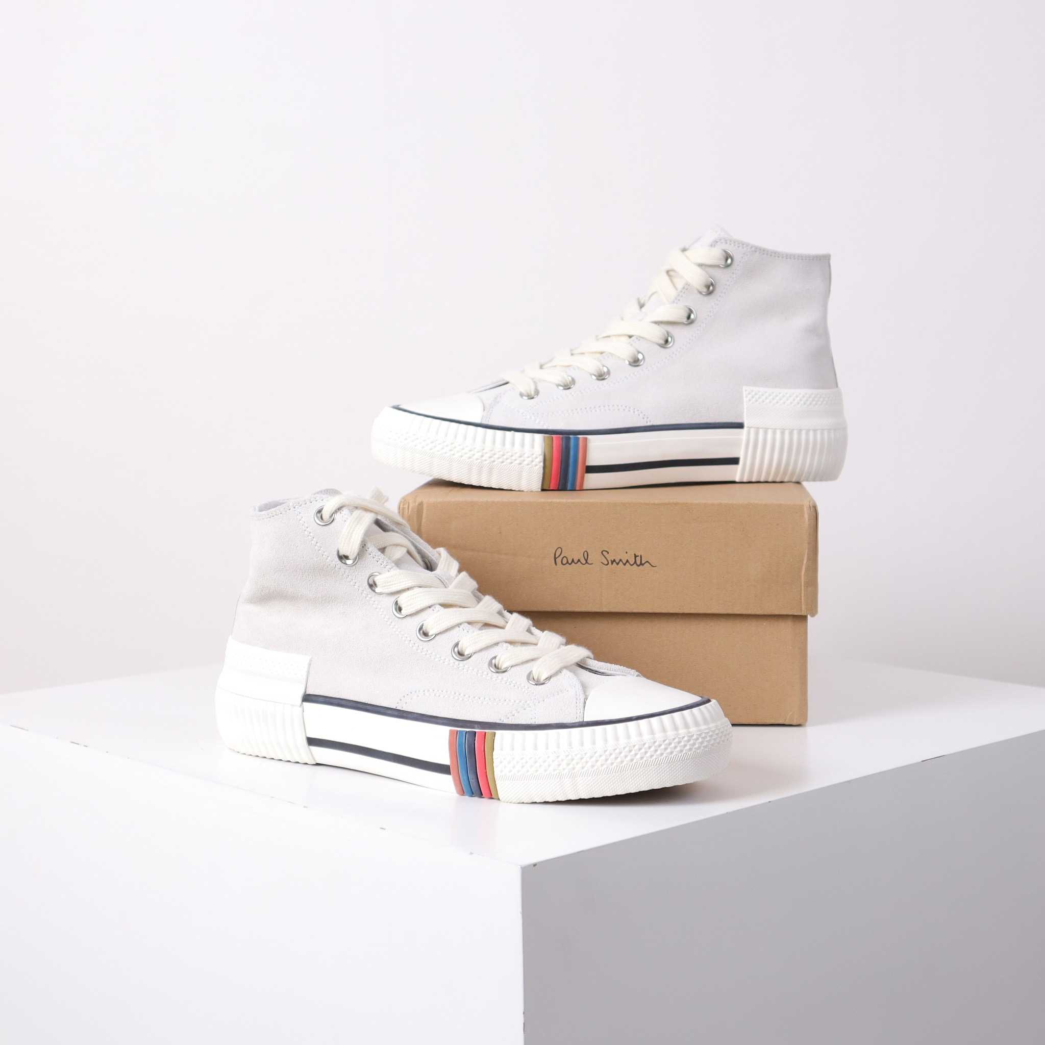 PAUL SMITH 7 UK / 41 EU / 26 cm.