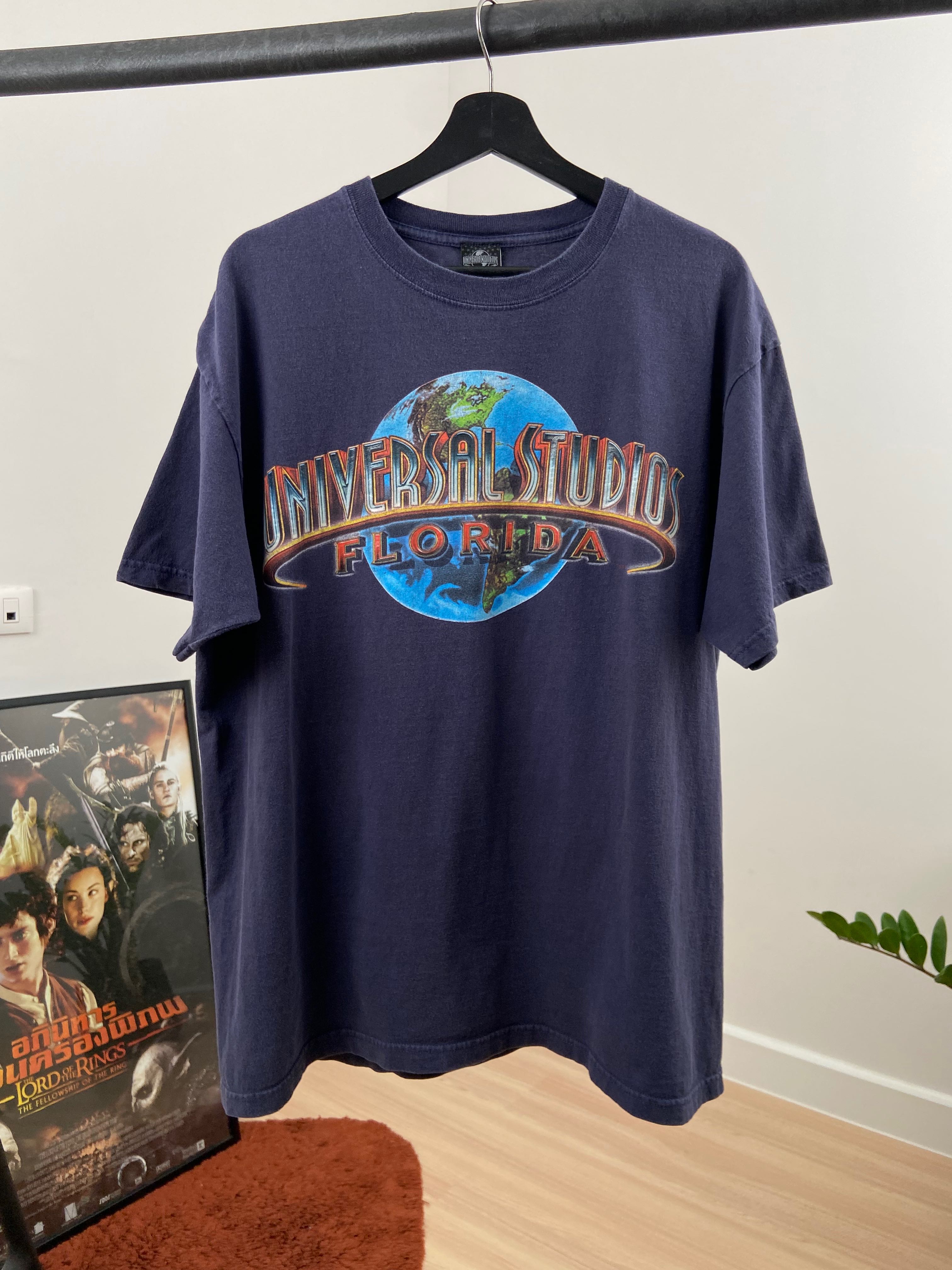 Universal studios 00s  size XL (23.5/29)