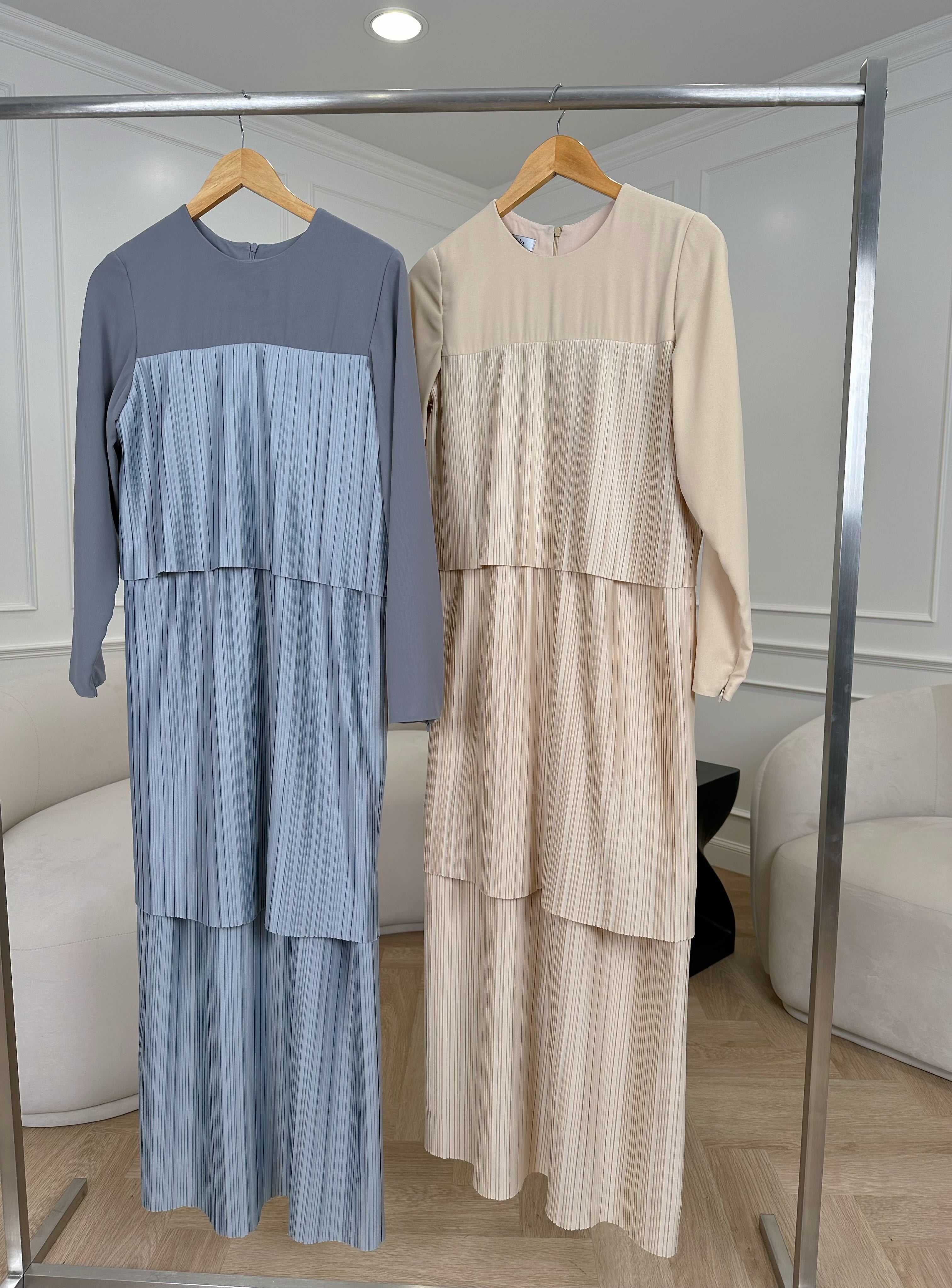 Layer pleat dress (pre-order)