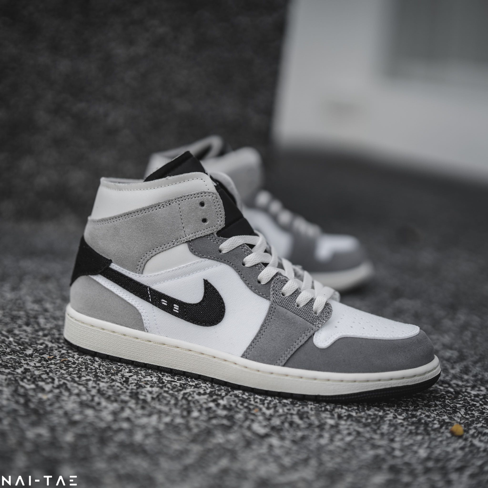 AIR JORDAN 1 MID SE CRAFT