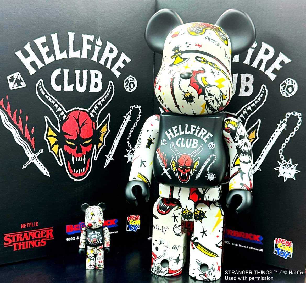 Be@rbrick Stranger Things Hellfire Club 