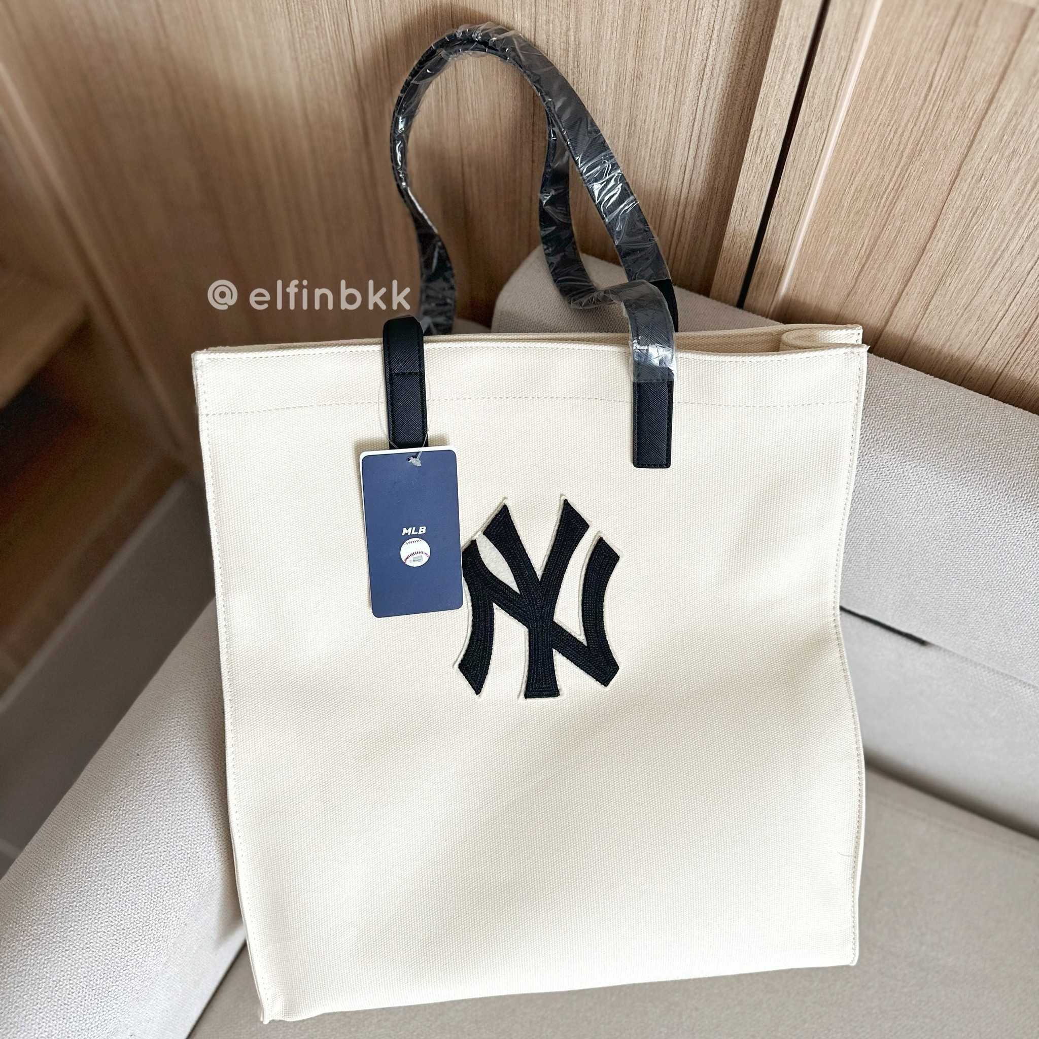 🔥SALE🔥 MLB Canvas Tote Bag  กระเป๋าสะพาย ผ้าแคนวาส สีขาว สีครีม