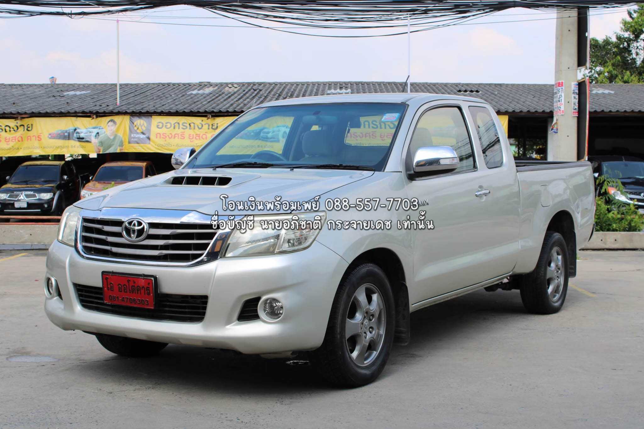บ64/8 TOYOTA VIGO CHAMP 2.5G สีเทา ปี 2012