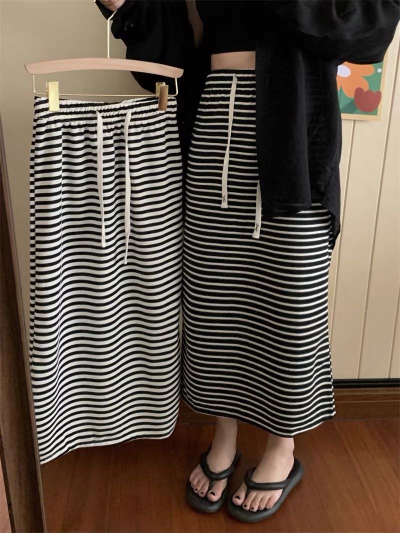 striped skirt