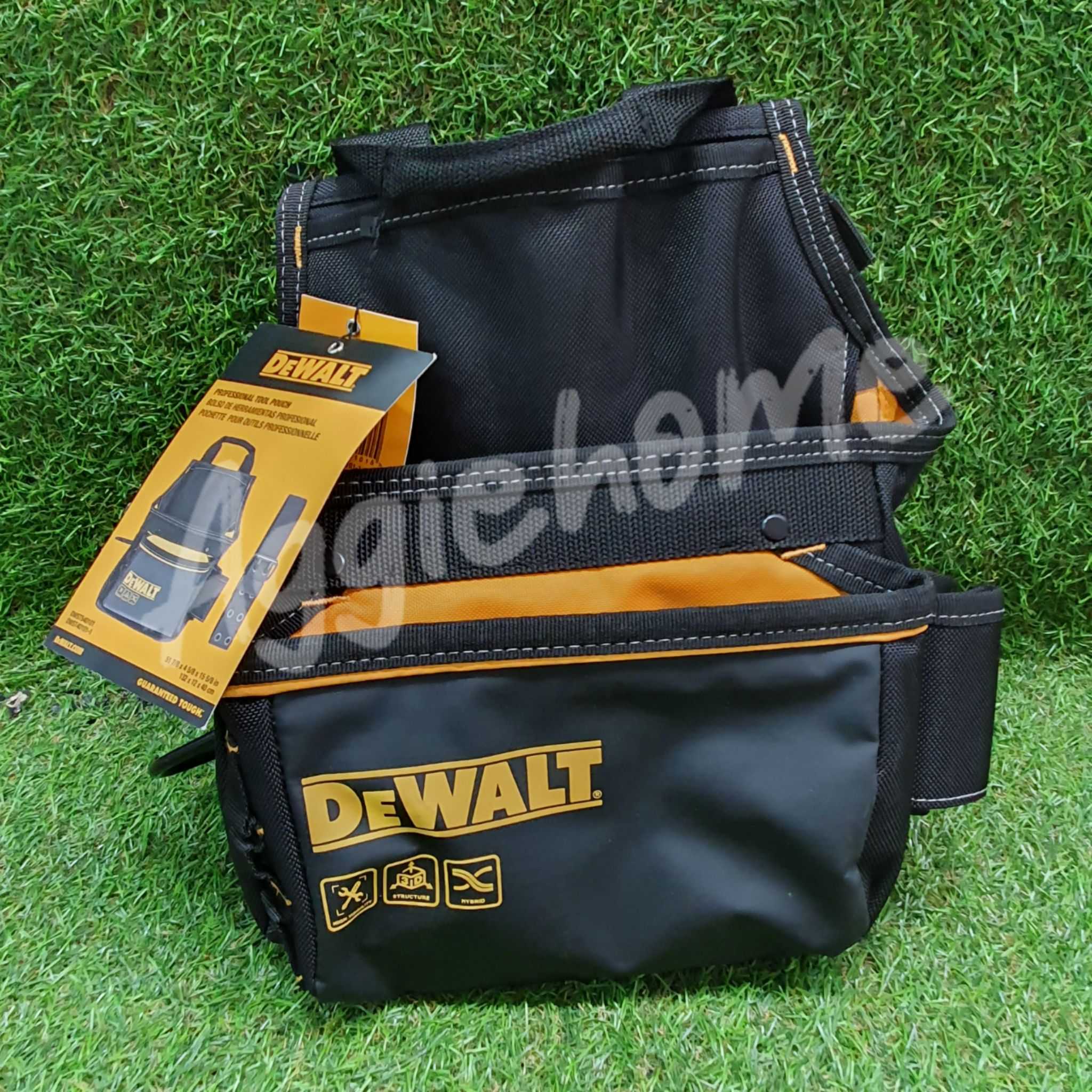 DEWALT เซทกระเป๋าคาดเอว รุ่น DWST40101 จำนวน 12 ช่อง กันน้ำ กันฝุ่น กระเป๋าเครื่องมือช่าง ทนทาน