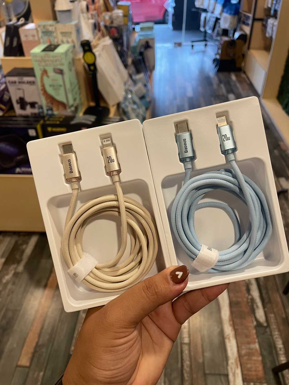 สายชาร์จ Type-c to Lightning ยาว 2 เมตร ชาร์จเร็ว 20W