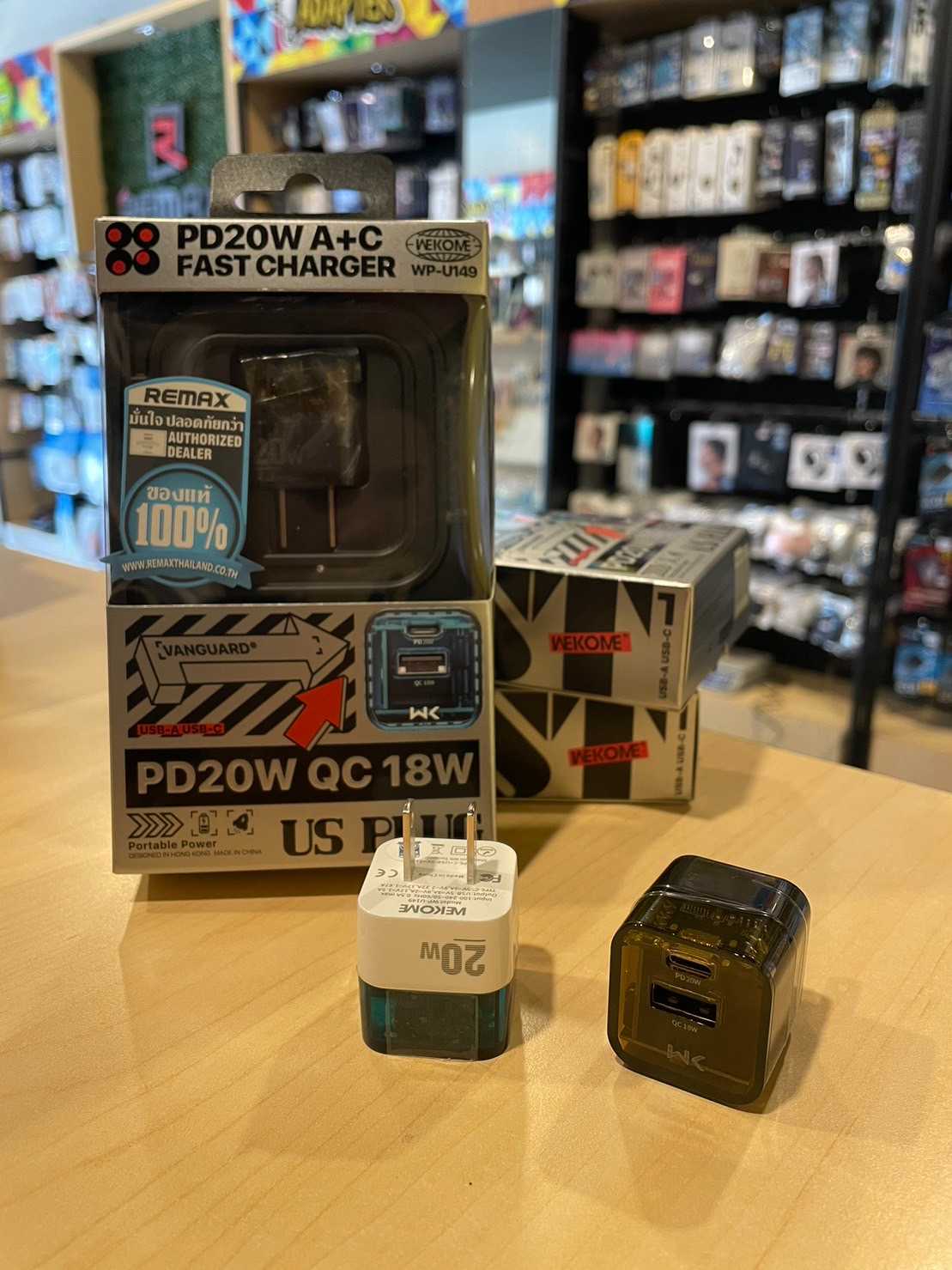 อะแดปเตอร์แบบ 1USB / 1Type-c ชาร์จเร็วรวม 20W