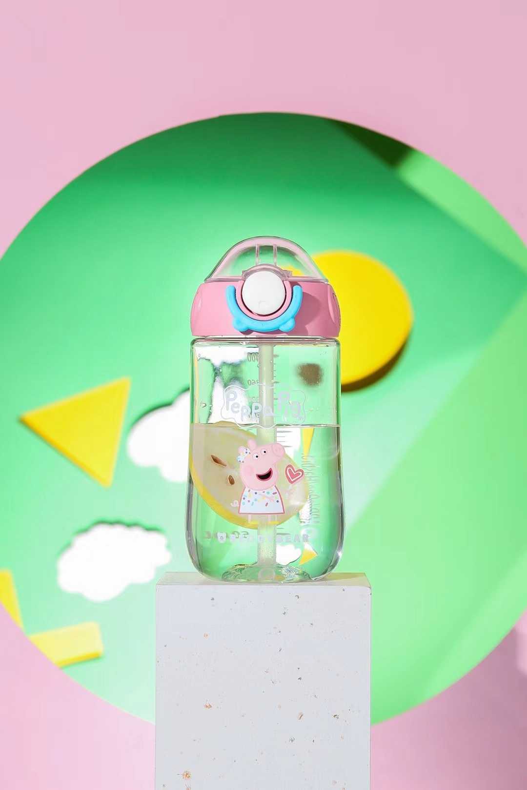 BeddyBearXPeppa Pig กระบอกน้ำ กระติกน้ำtritan สีใส สำหรับเด็ก ฝาล็อคหลอดดูด BB003CTPP-002  400 ml.