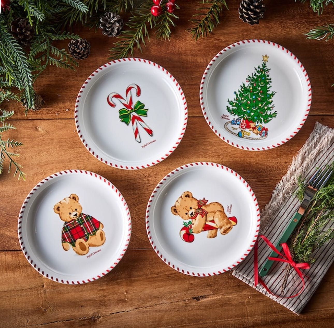 Merry Bear Round Dessert Plate 4P Set