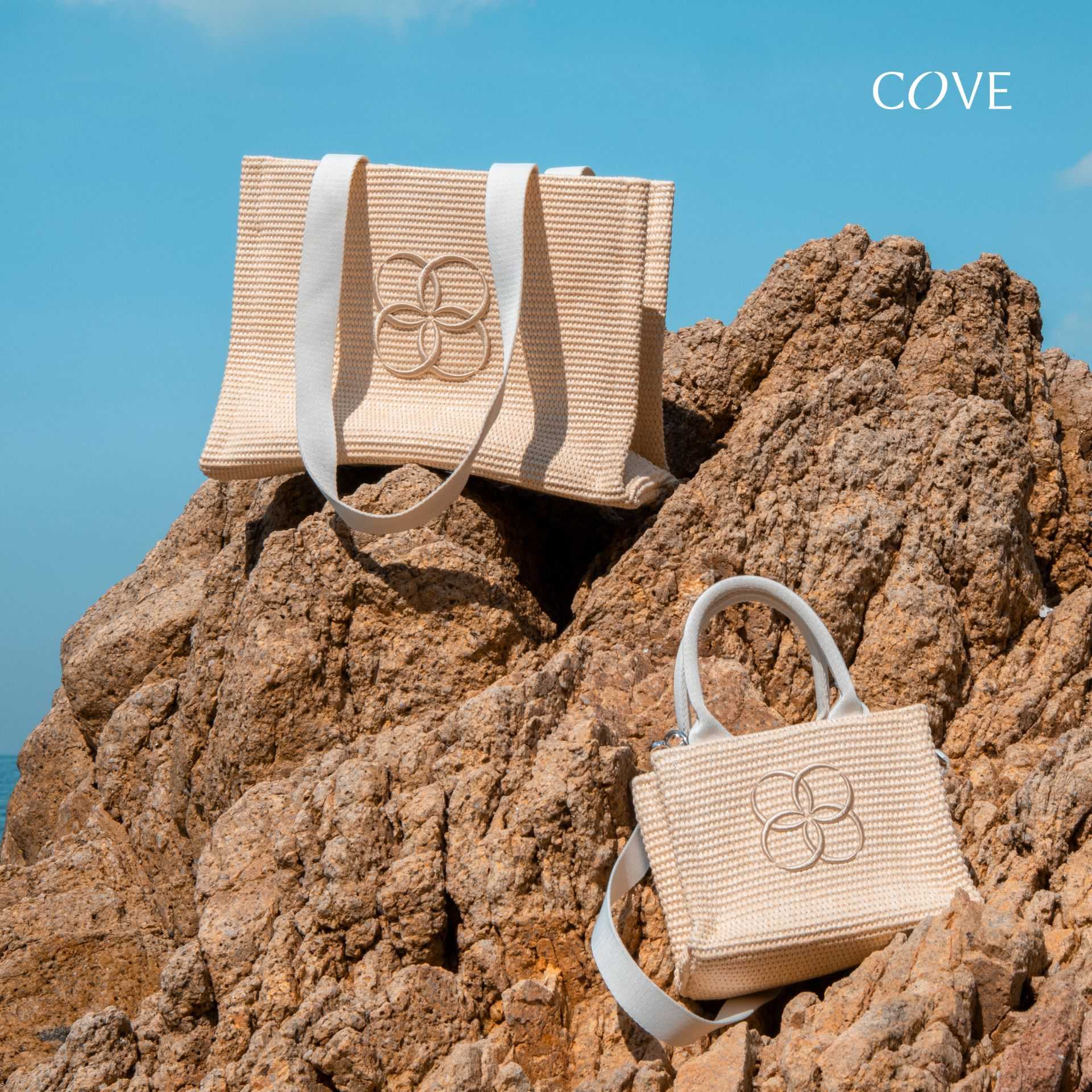 COVE Beach Tote & Mini Beach Tote กระเป๋าสะพายข้าง กระเป๋าไปทะเล มีช่องใส่บัตร