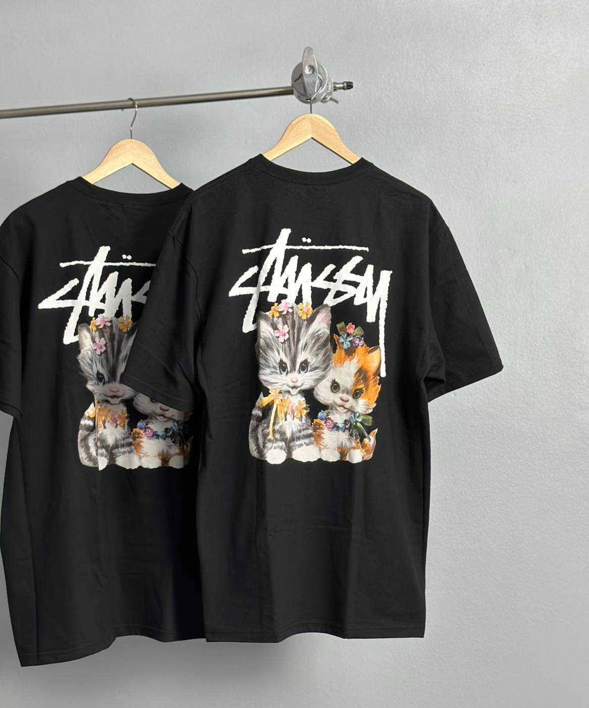 เสื้อยืด​ Stussy Kittens tee