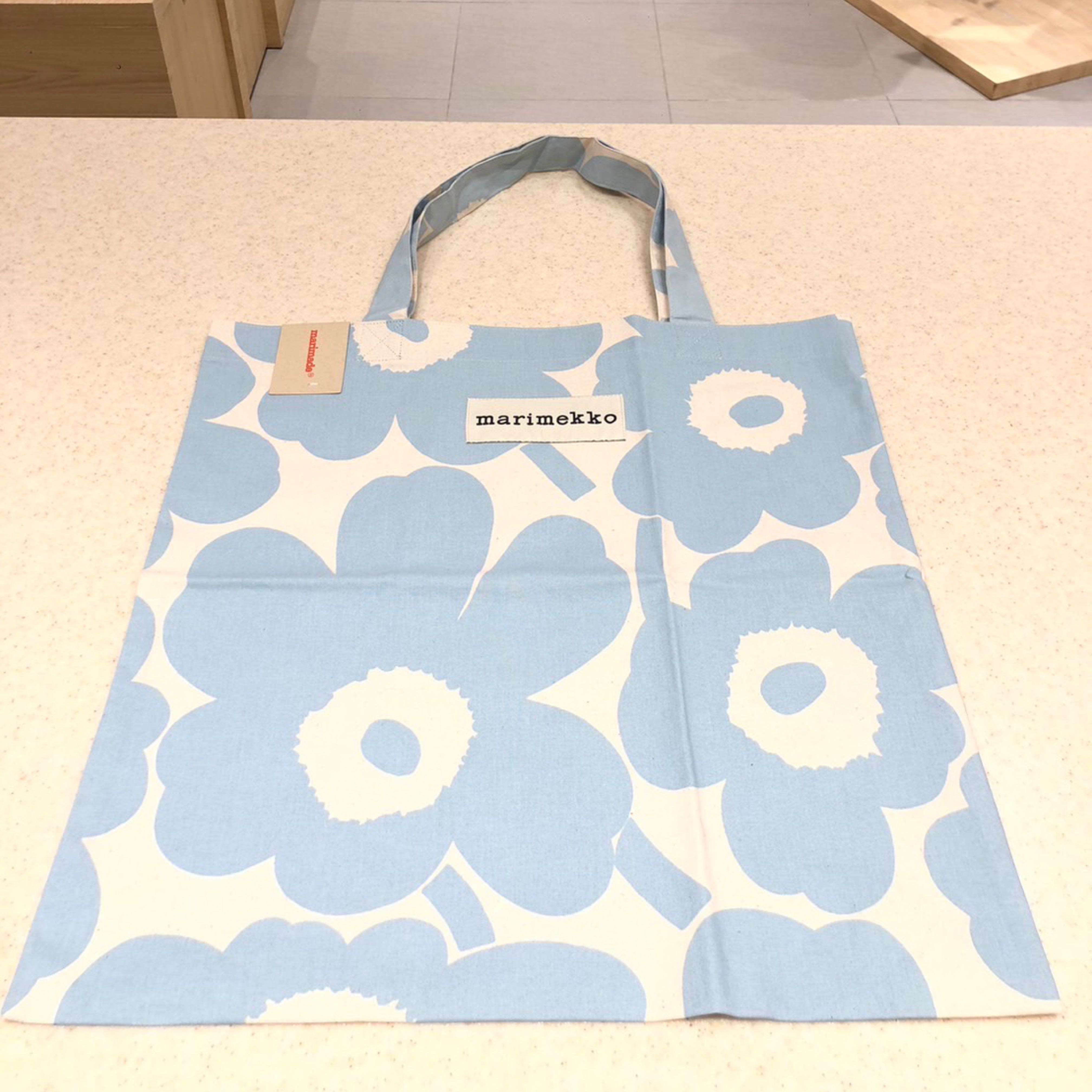 Marimekko marimade tote bag /สั่งซื้ิอผ่าน line โดยตรงส่งฟรีค่า