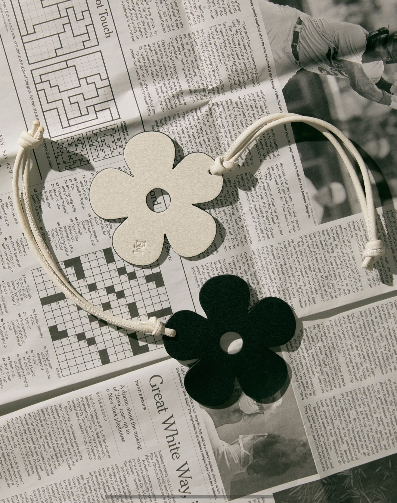 Rally Flower Leather Tag V.2 (Black-White)