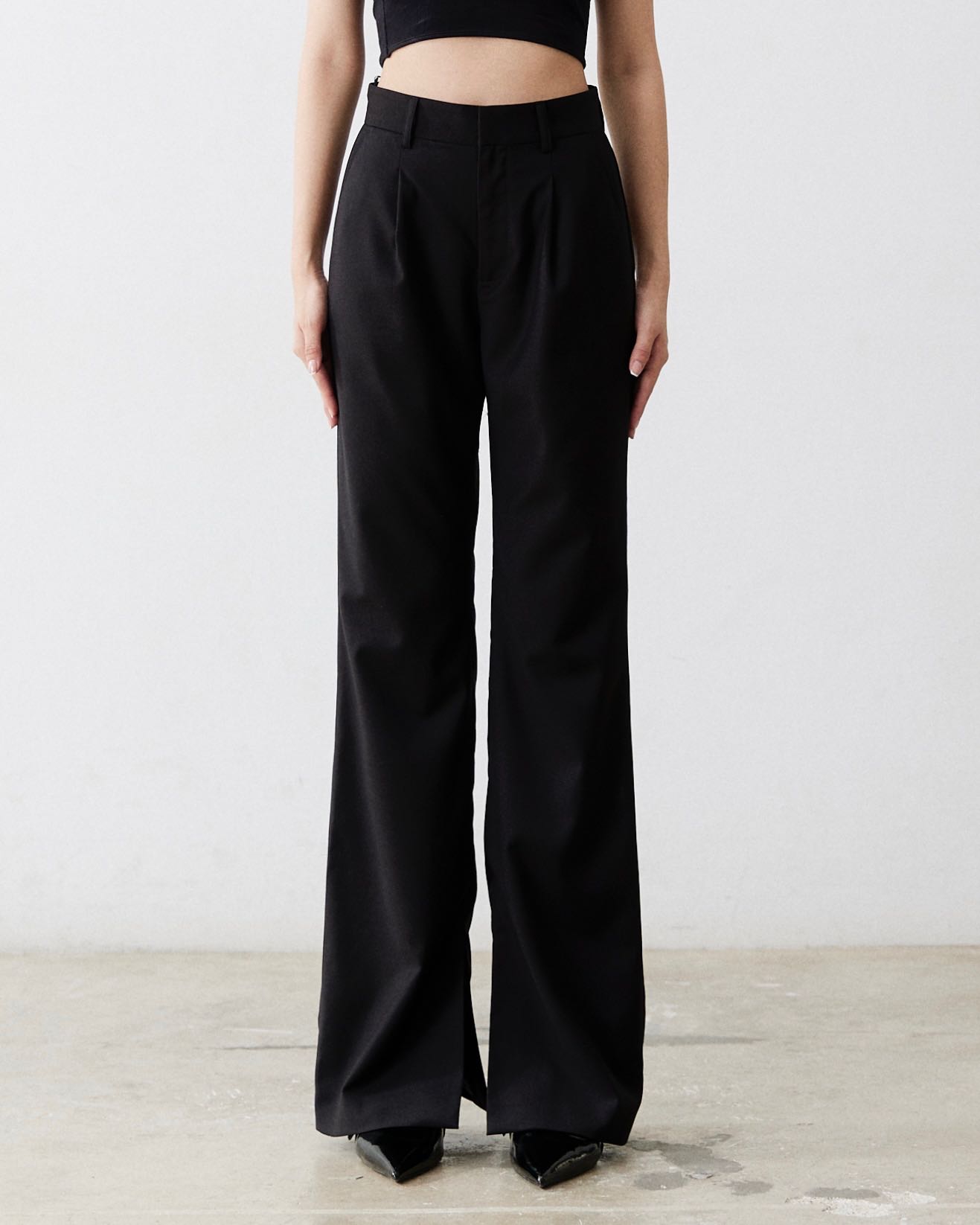 Essential Straight Fit Side Slit Trousers in Wool Black